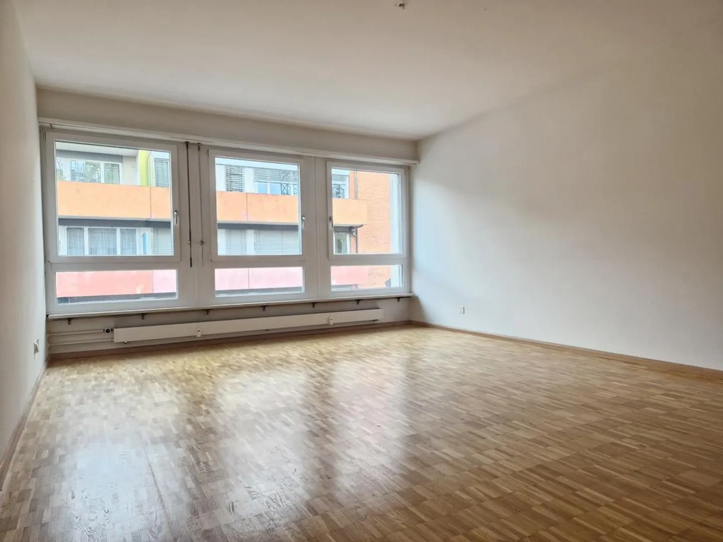 Appartamento 2.5 stanze in affitto! - Foto 2 di 4