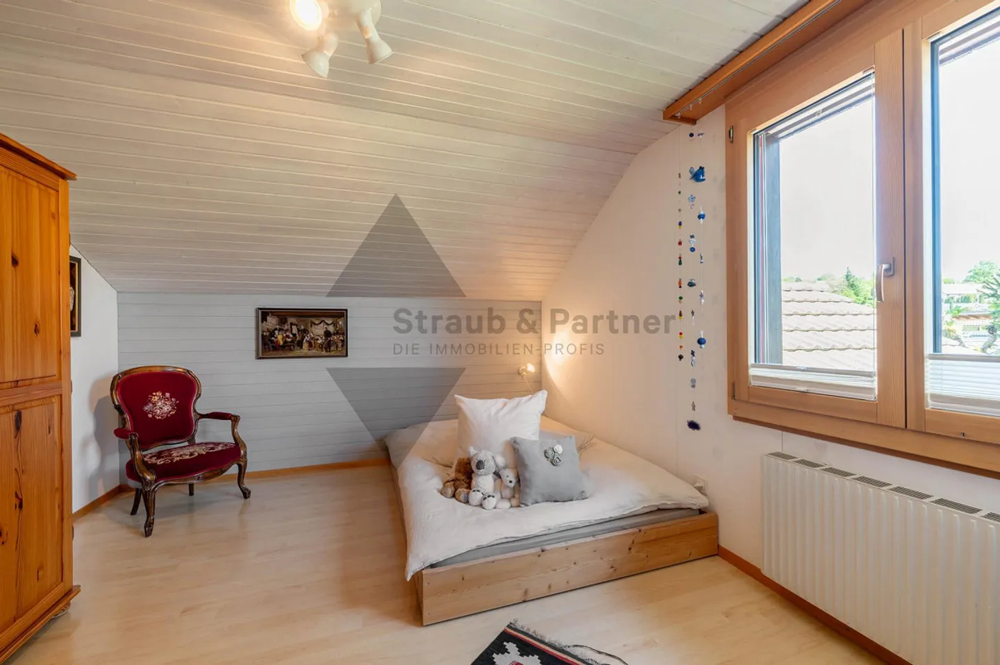 Family Paradise with a View - Sunny, Quiet, and Full of Possibilities - Photo 6 of 7