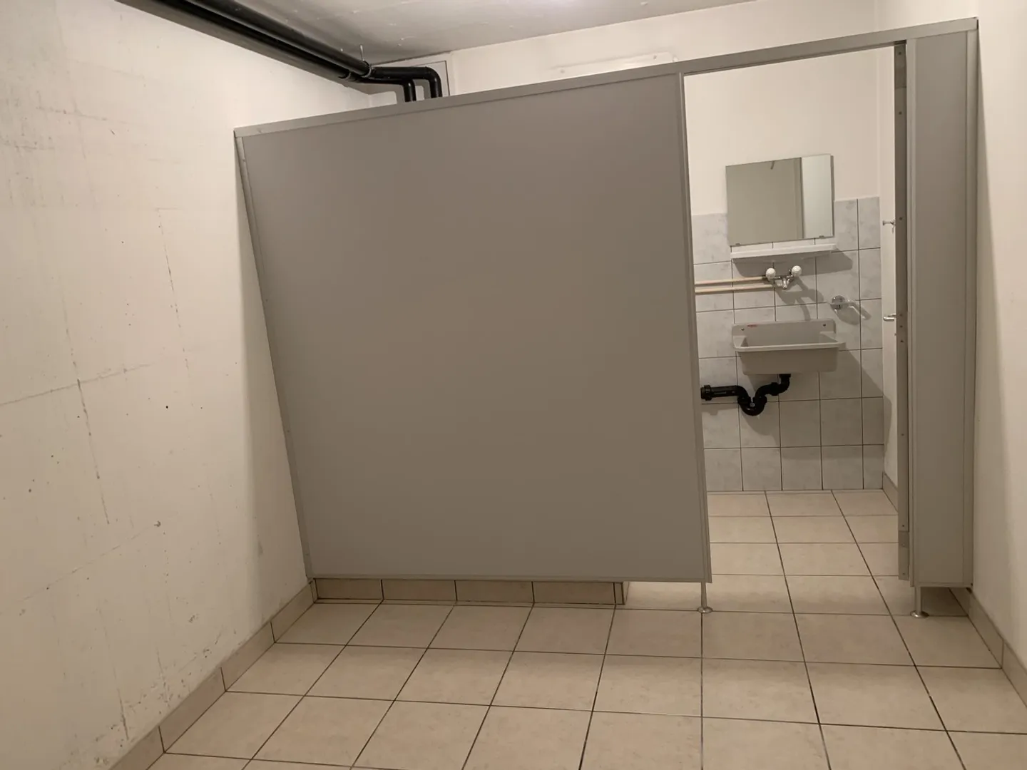 Büro zu vermieten von 27m2 in der Nähe des Marktplatzes in La Chaux-de-Fonds - Foto 6 von 8