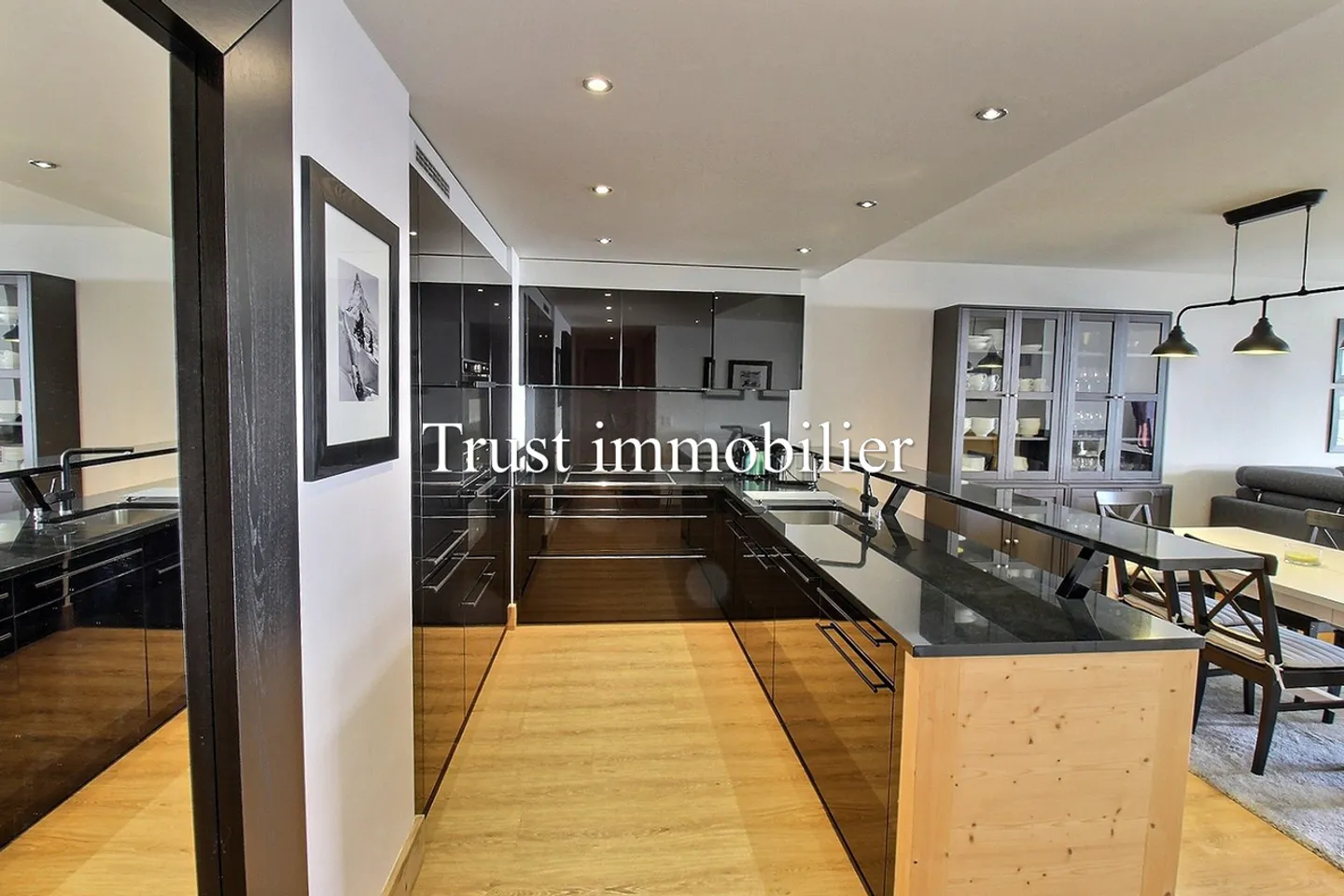 4006. Apartment with a breathtaking view - Photo 4 of 17