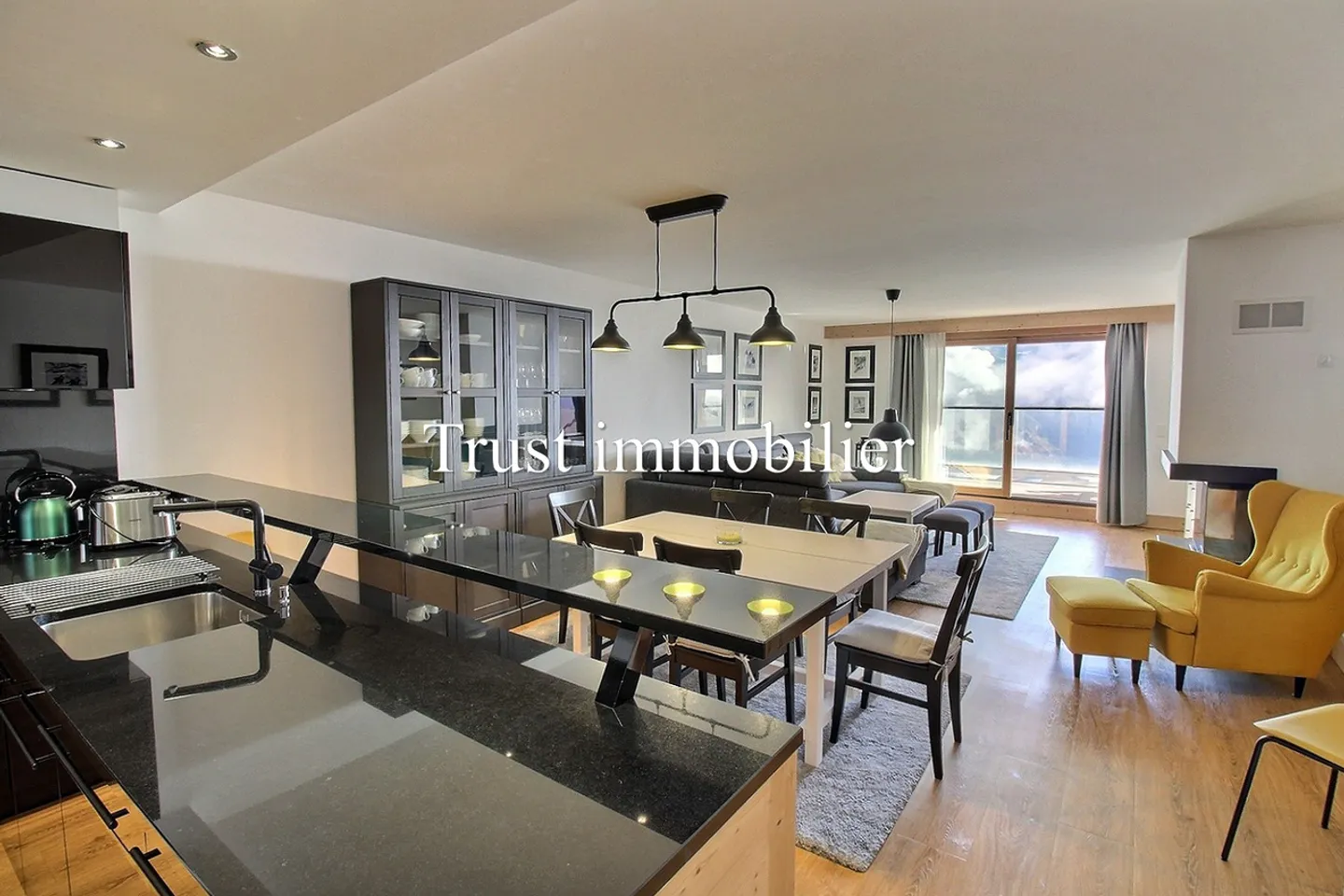 4006. Apartment with a breathtaking view - Photo 6 of 17