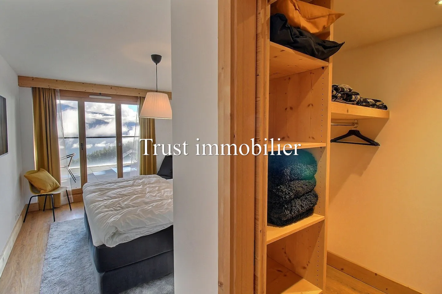 4006. Apartment with a breathtaking view - Photo 9 of 17