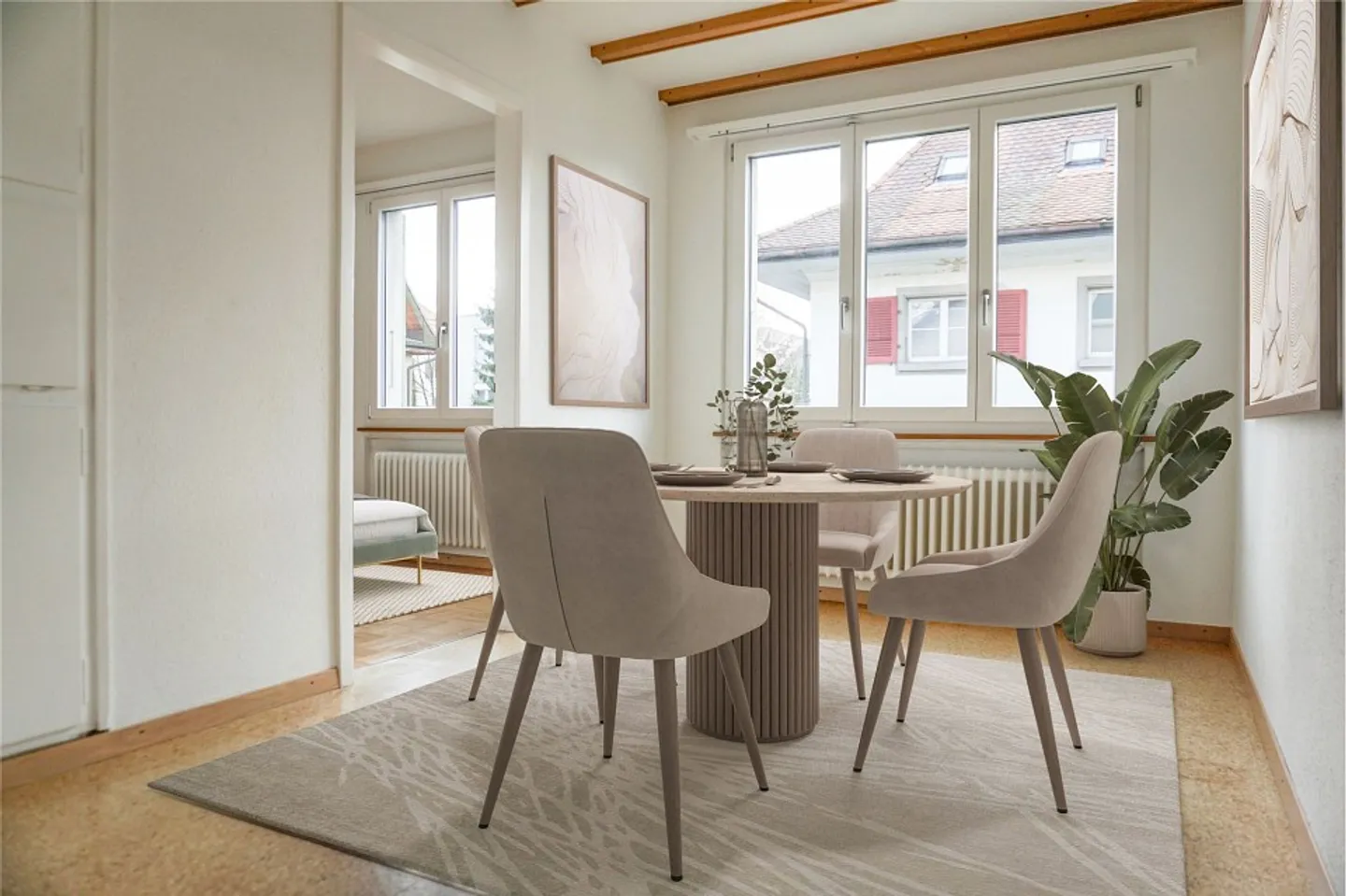 Three-Party House in Attractive Location with Versatile Usage Options - Photo 6 of 13