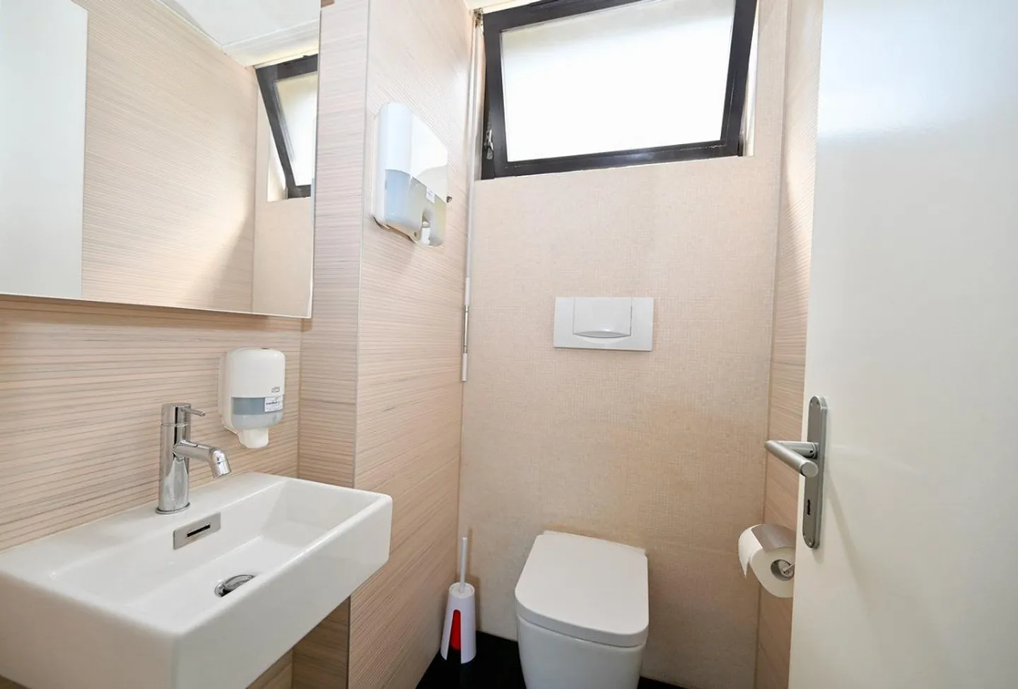 Büro mit Seeblick nur wenige Schritte vom Zentrum von Lugano entfernt - Foto 12 von 16