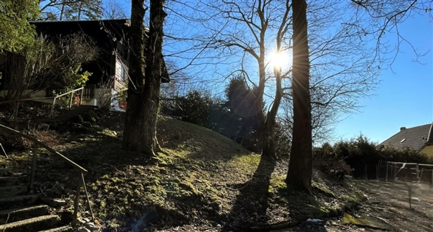 Ultimo terreno, villa adiacente - Foto 9 di 11