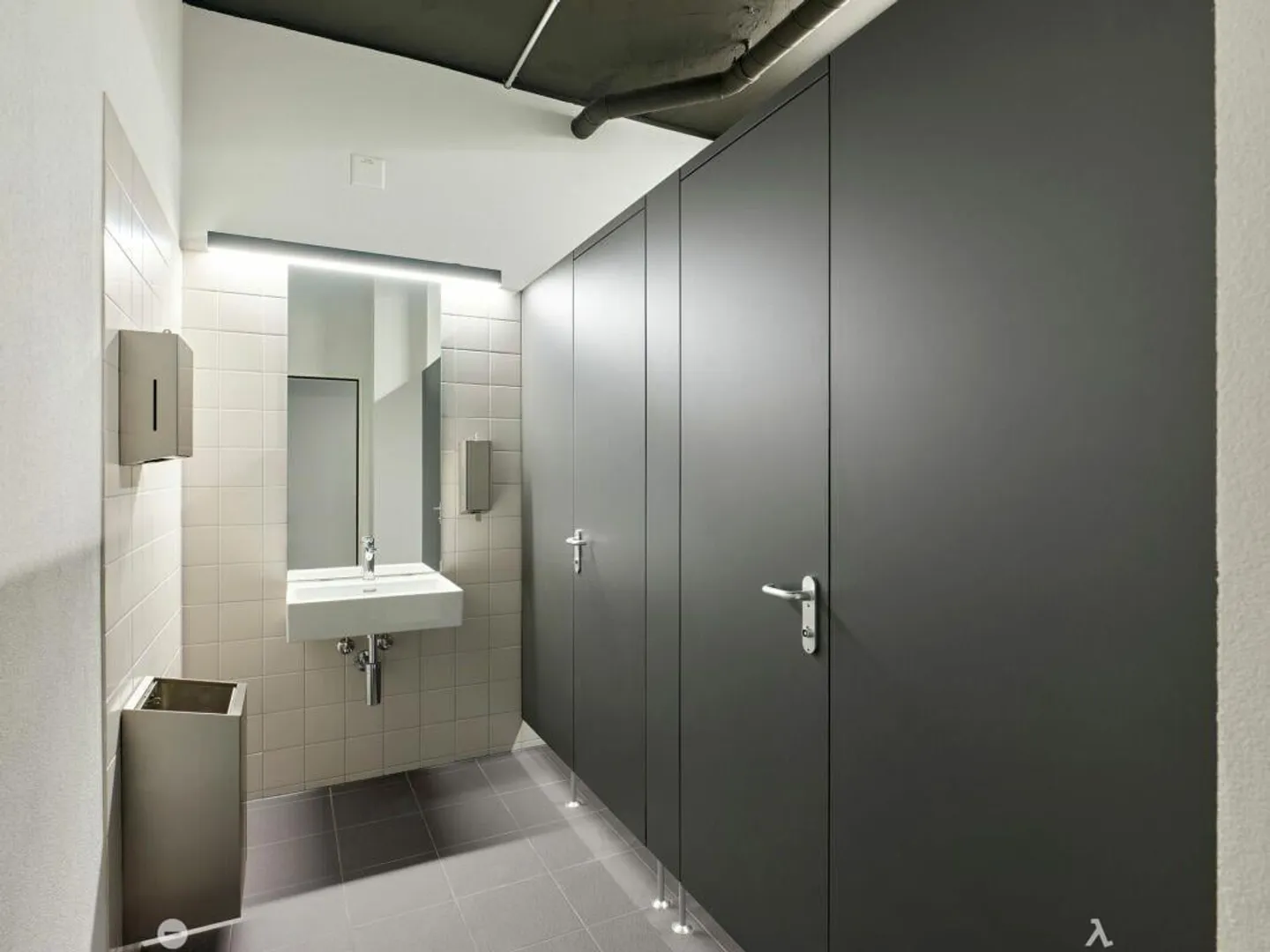 Prêt pour votre succès - Espace commercial moderne dans un emplacement de choix ! - Photo 6 sur 11