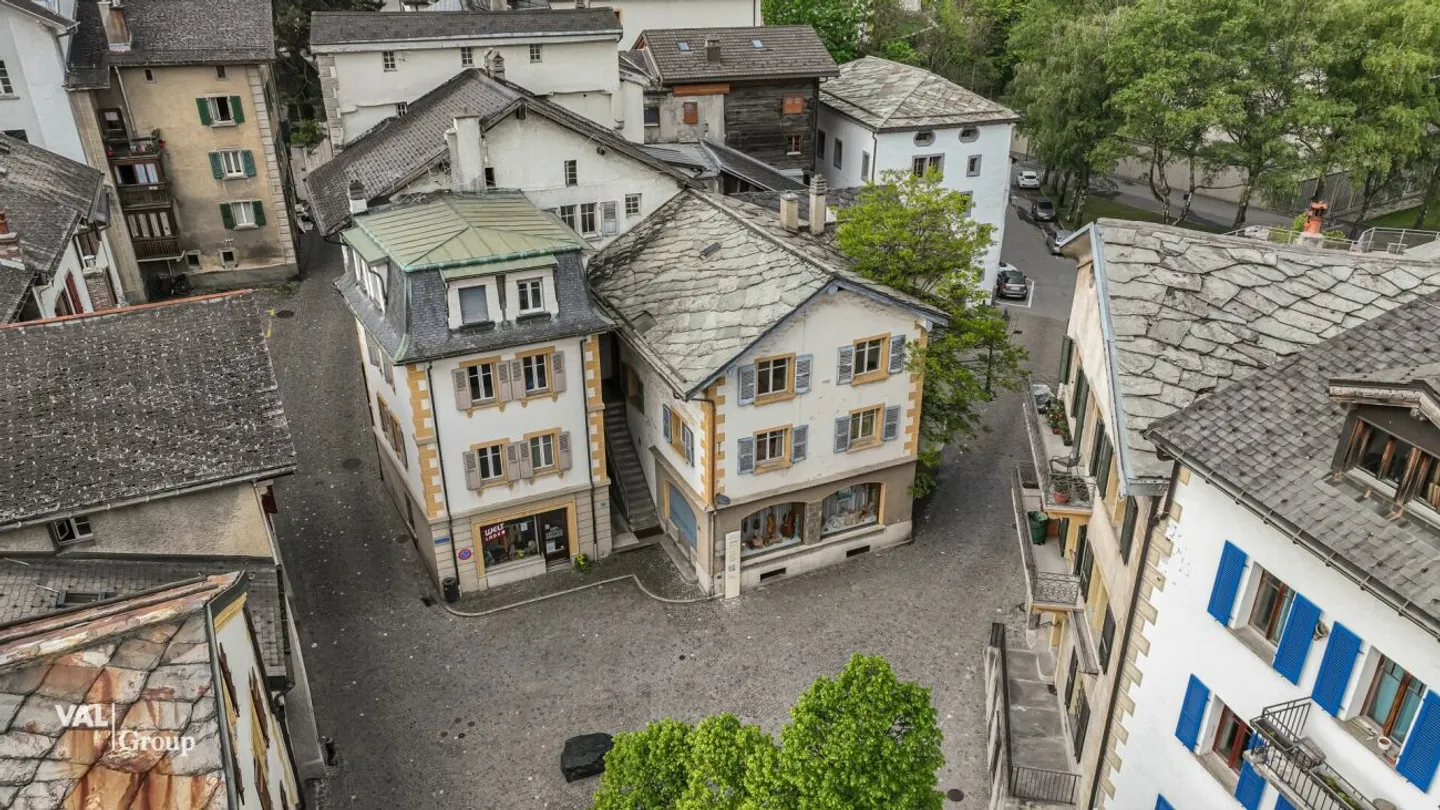 Perla del centro storico di Visp con potenziale e opportunità di sviluppo - Foto 21 di 25