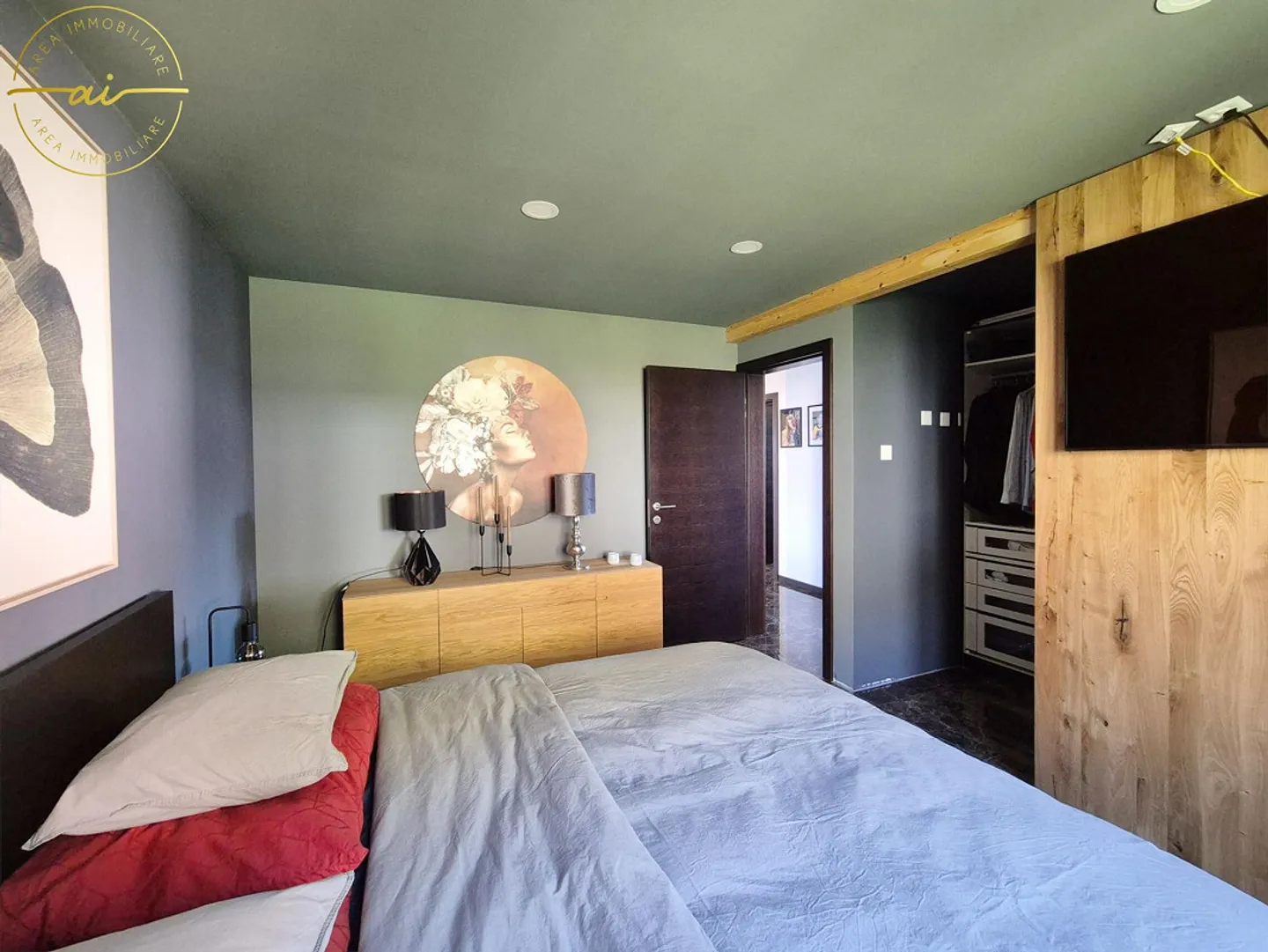 3-ROOM ATTIC WITH LARGE BALCONY IN SOLDUNO - Photo 11 of 13