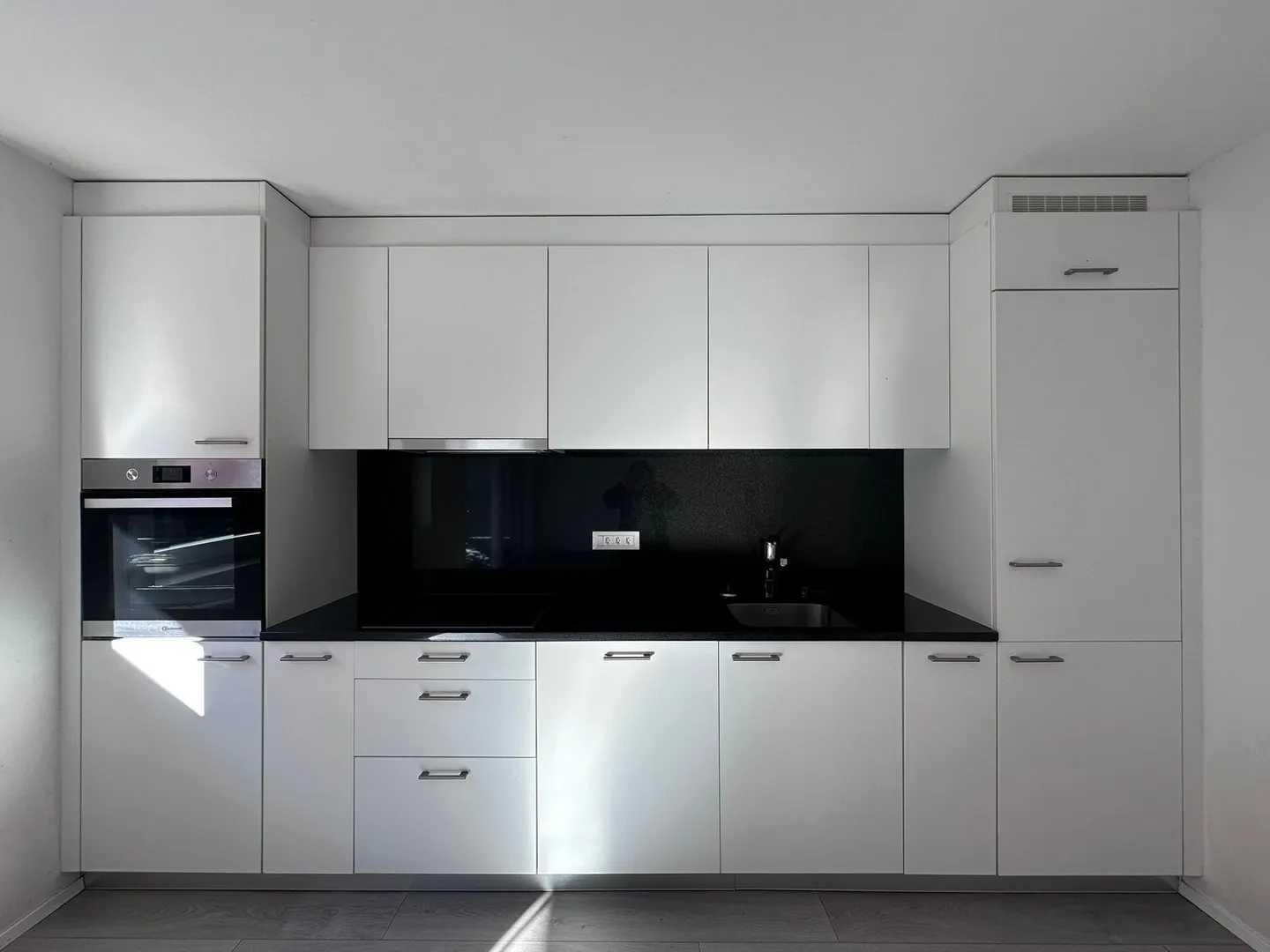 Appartement moderne 3.5 pièces avec jardin à Cadenazzo - Photo 9 sur 20