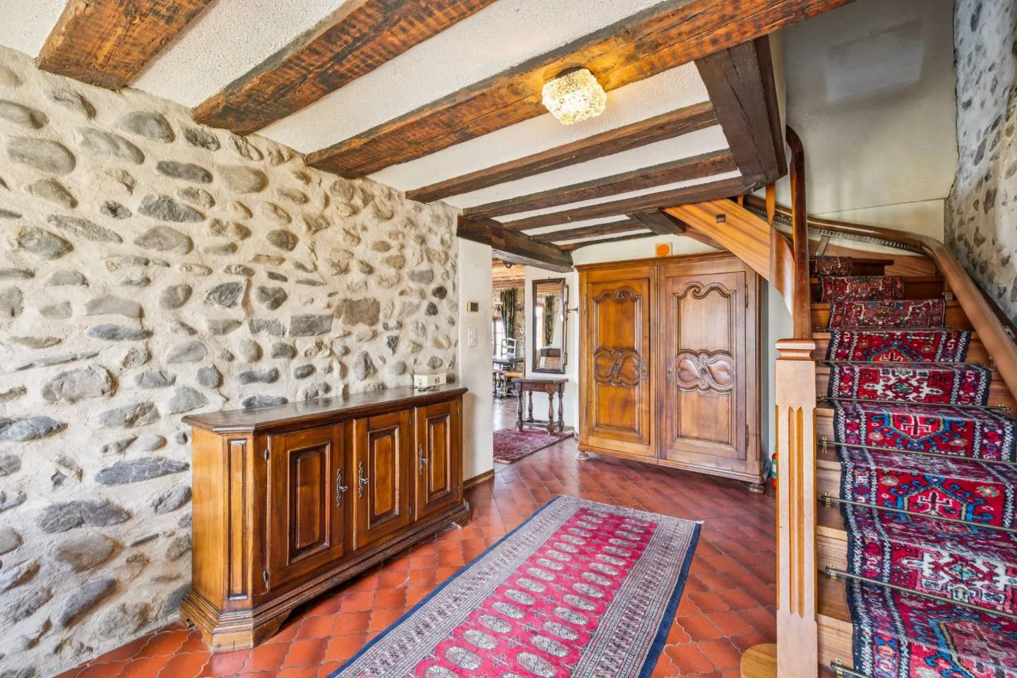 8.5-room House - Photo 2 of 13