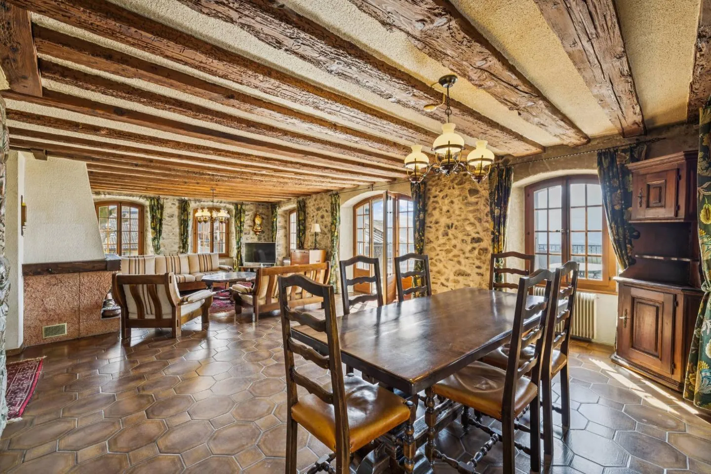 8.5-room House - Photo 3 of 13