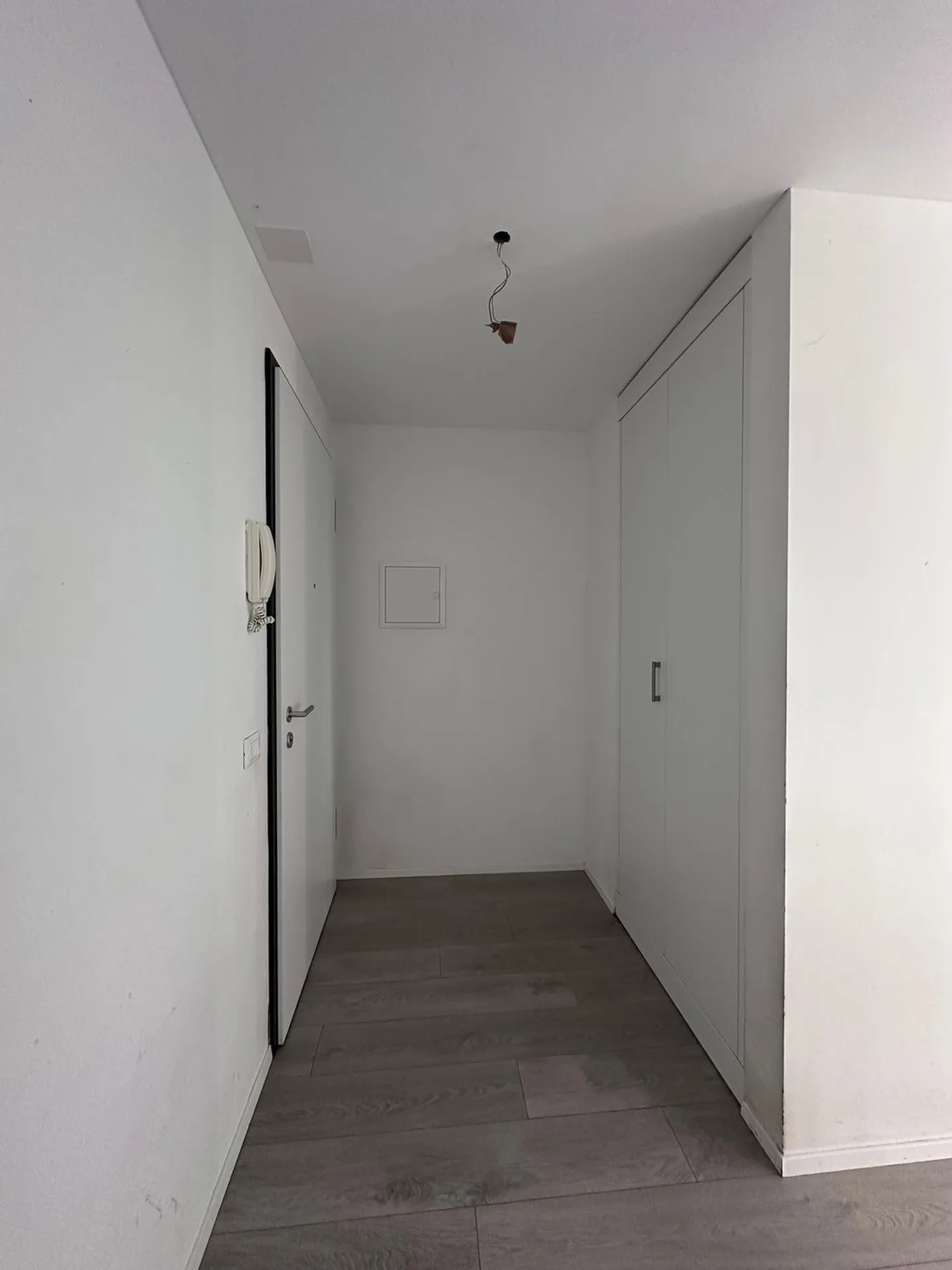 Appartement moderne 3.5 pièces avec jardin à Cadenazzo - Photo 11 sur 20