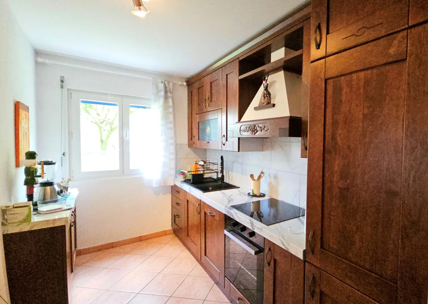 APPARTEMENT 4 PIÈCES INTÉRESSANT - Photo 4 sur 8