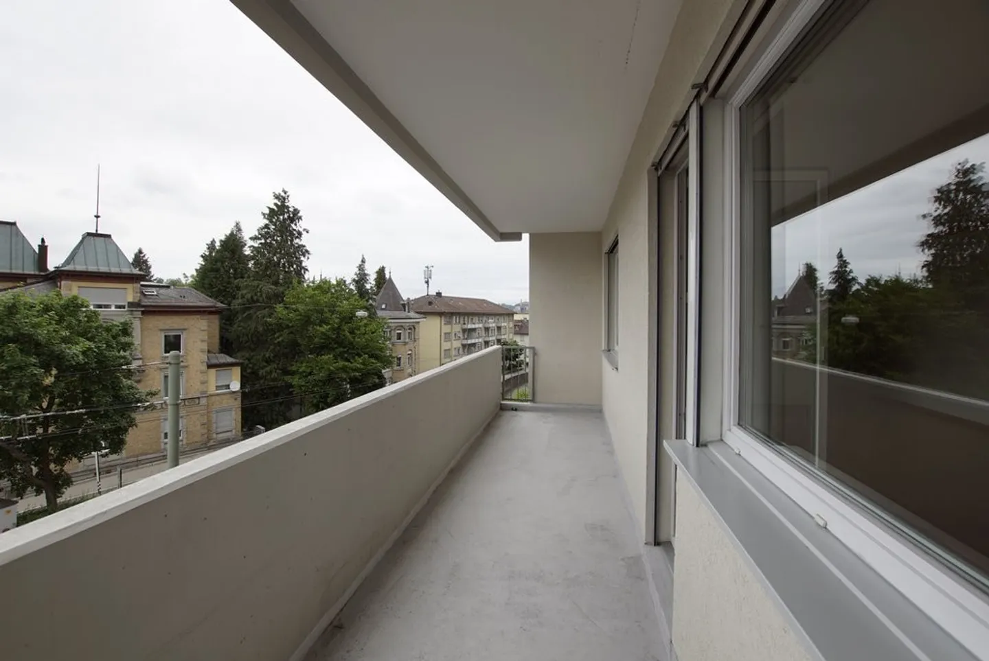 2.0-room apartment on the raised ground floor in an ideal location - Photo 1 of 3