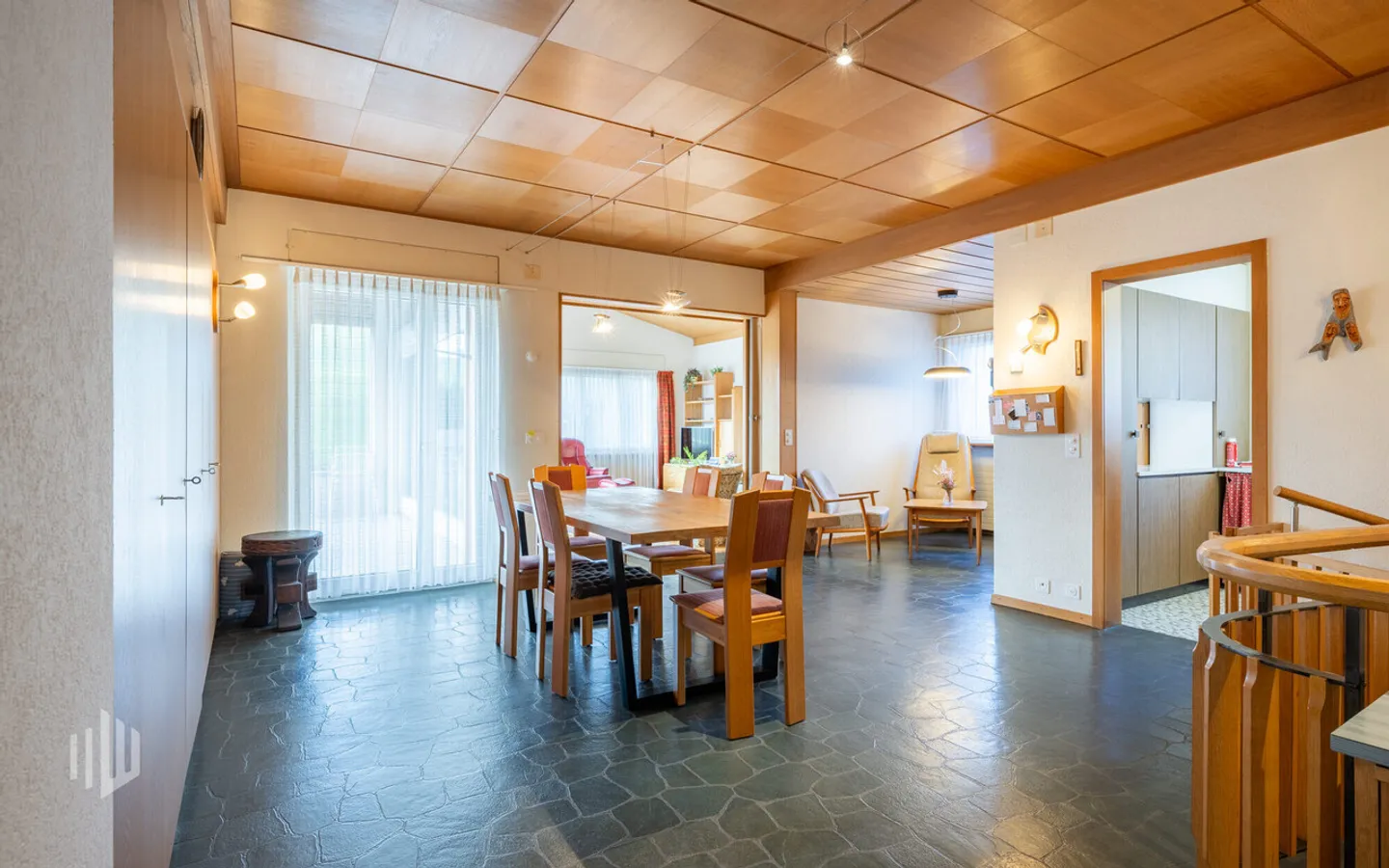 ImmoWyss - 7.5-Room House on 2 Floors with Optional Building Plot - Photo 7 of 13