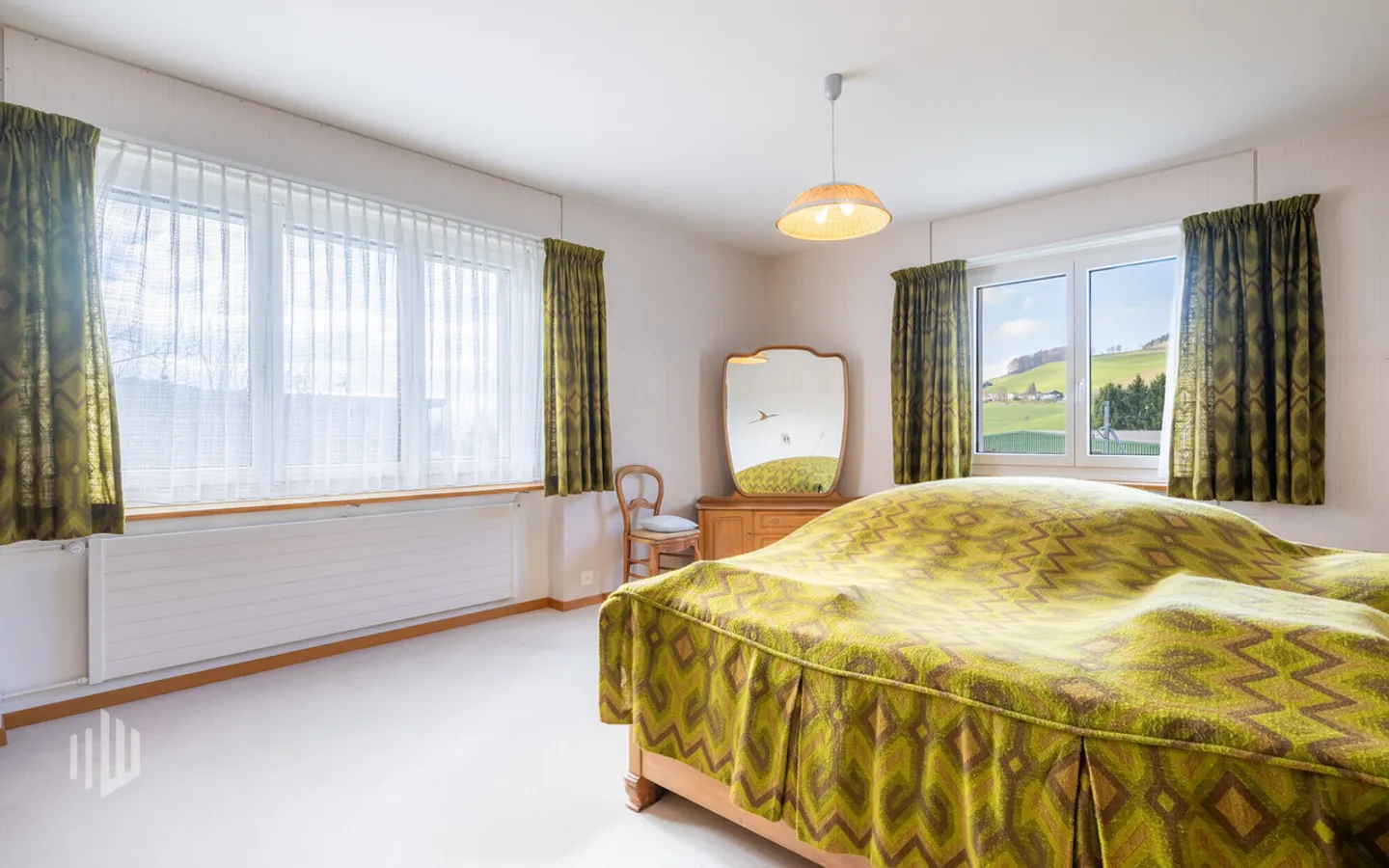 ImmoWyss - 7.5-Room House on 2 Floors with Optional Building Plot - Photo 10 of 13