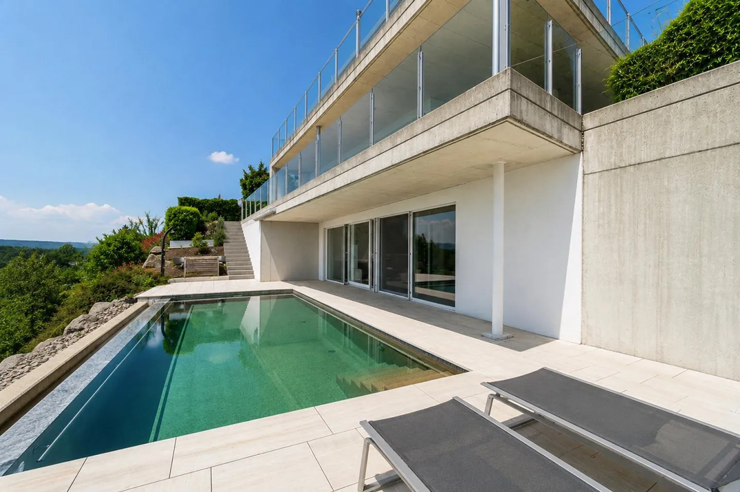 Exclusive terrace house with infinity pool and panoramic view - Photo 1 of 5