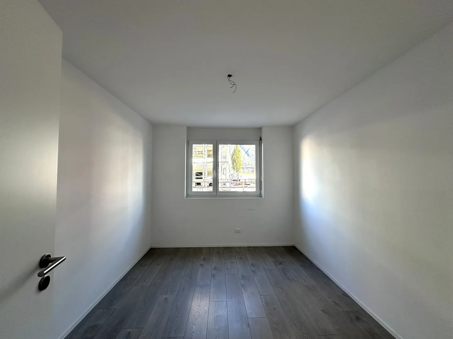 Appartement moderne 3.5 pièces avec jardin à Cadenazzo - Photo 12 sur 20
