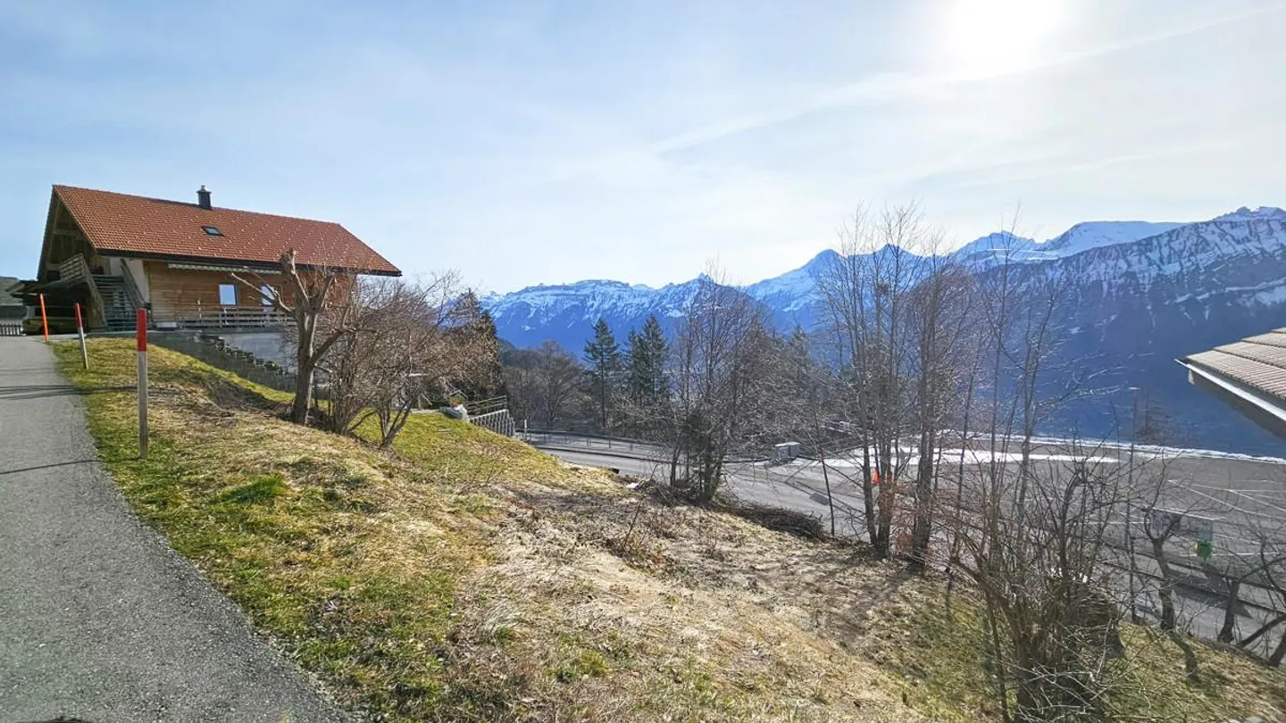 Splendido lotto edificabile con vista sull'Eiger, Mönch e Jungfrau - Foto 6 di 10