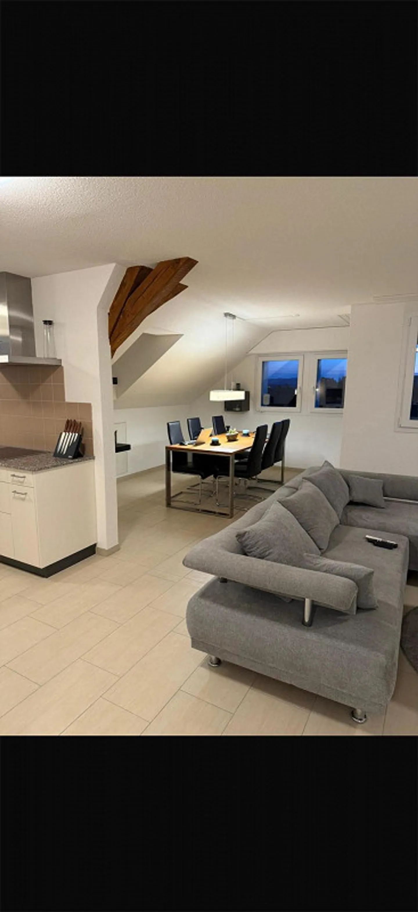 Charmante 3.5-Zimmer Attique - Foto 3 von 13