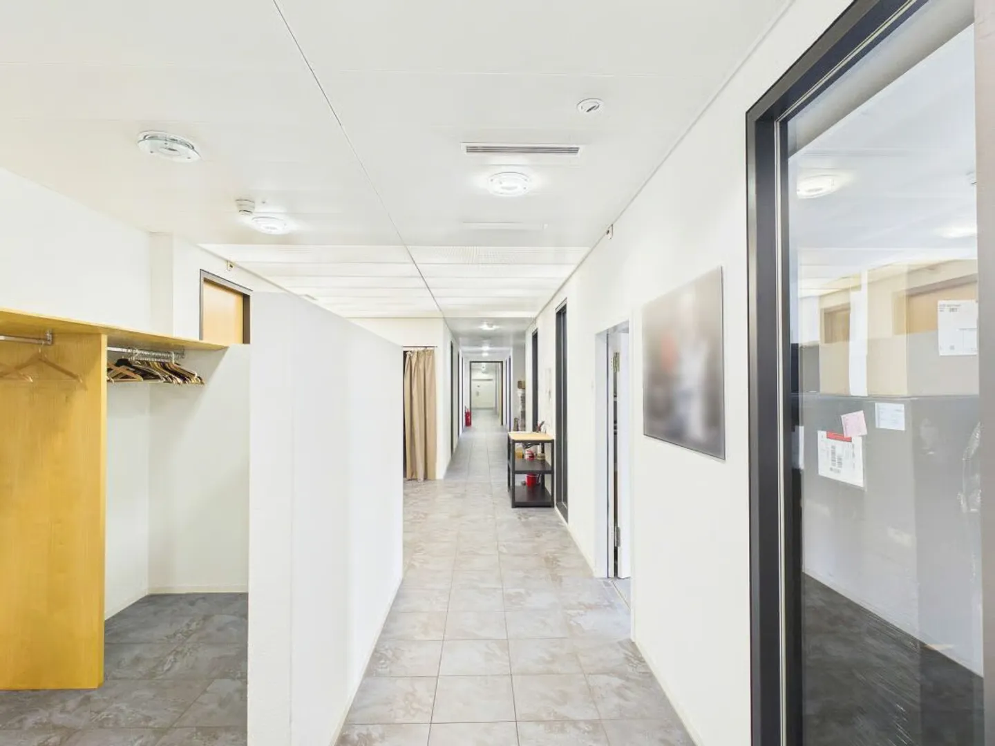 Spacious Office Space in Zürich - Photo 4 of 18