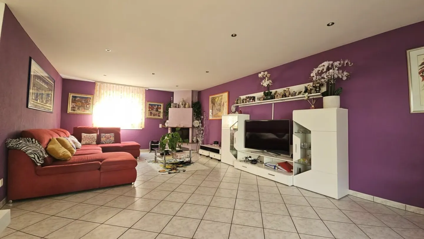Charming Detached House with Garden - Foto 6 di 13