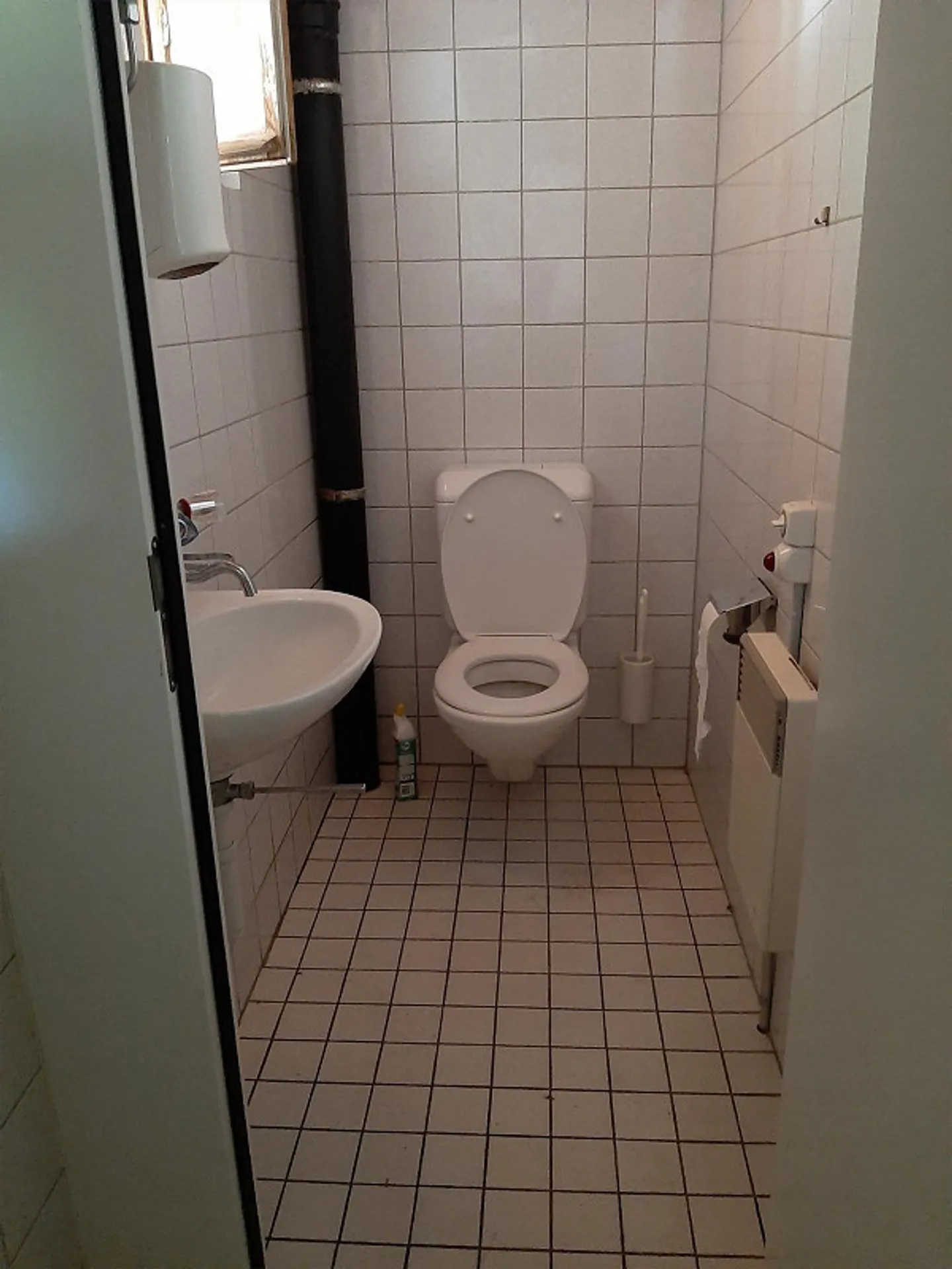 Versatile Commercial Space at Oberdorf Station - Photo 4 of 4