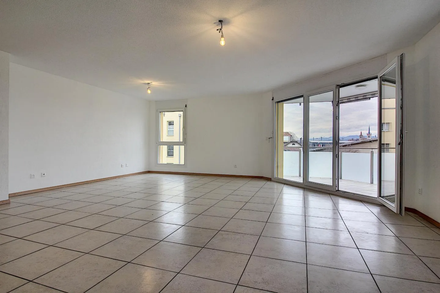 Appartamento 4.5 stanze - Foto 1 di 13
