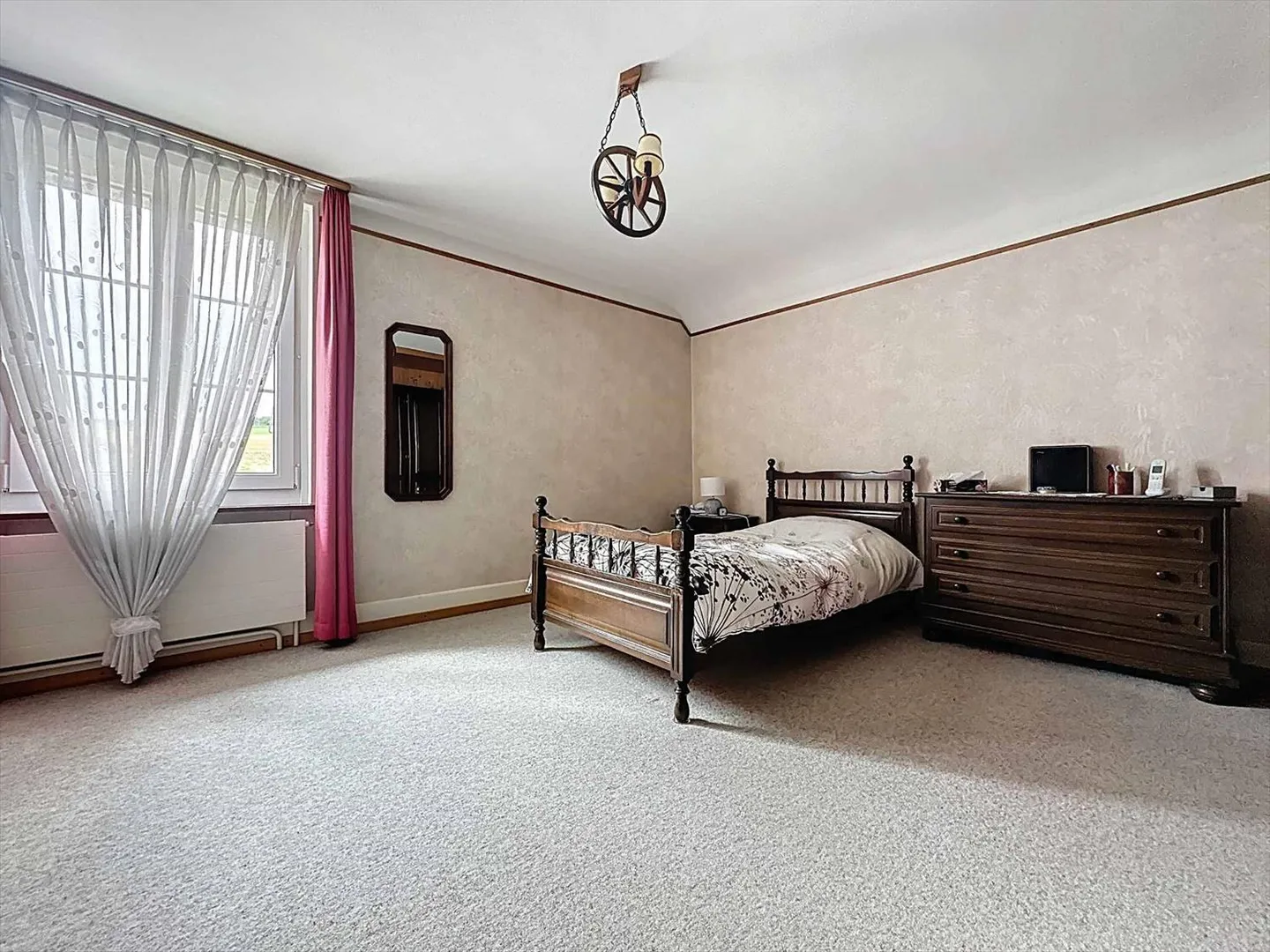 Detached house with 4.5 rooms, terrace and garden - Photo 7 of 12