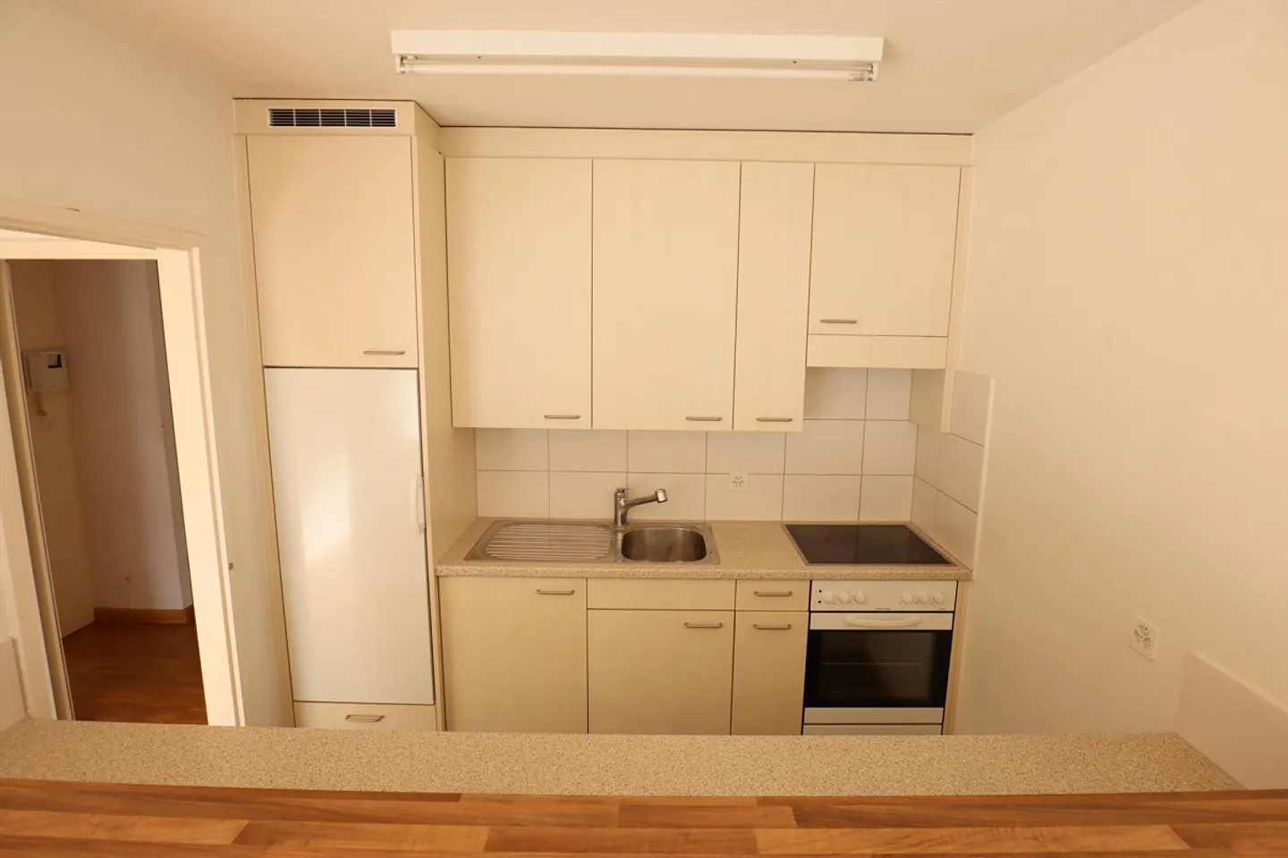 Apartment near Morgartenring - Photo 2 of 9
