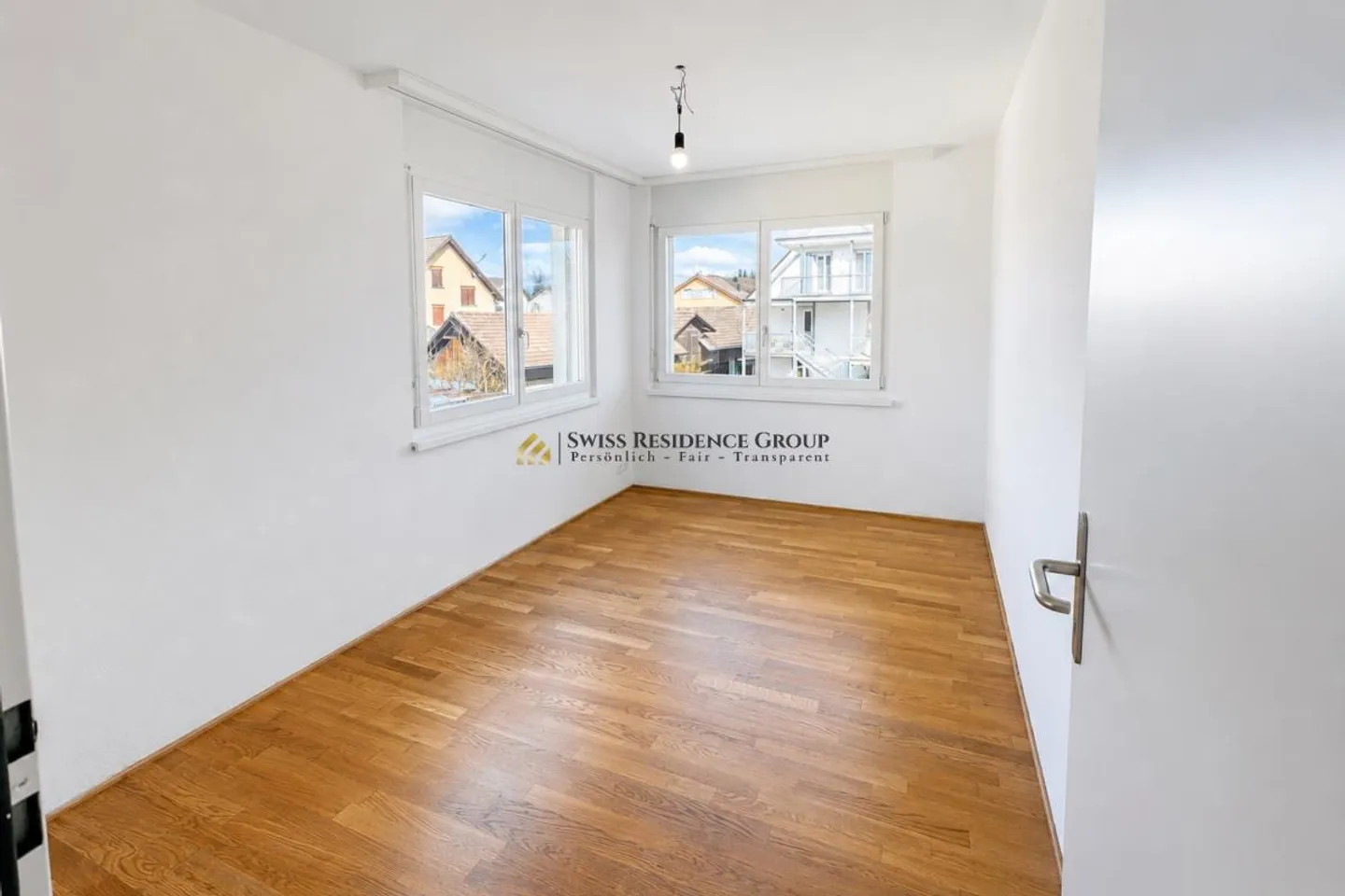 Vivere in modo idilliaco nel verde con un'ottima connessione a Zurigo - 4,5 stanze - Foto 5 di 10
