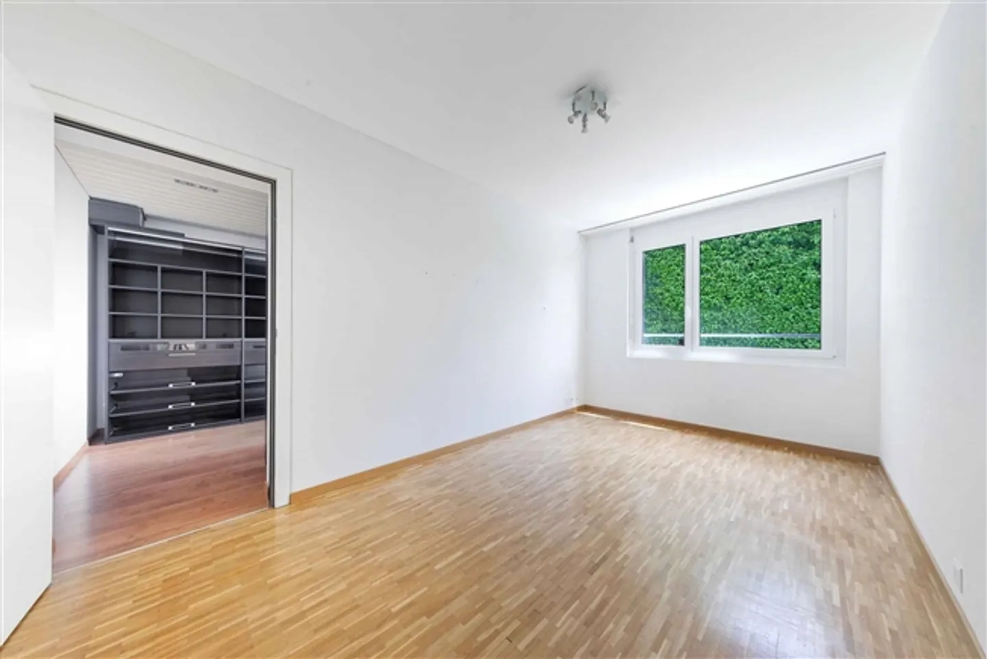«Luxus-Apartment mit privatem Aufzug und Seeblick» - Foto 10 von 11