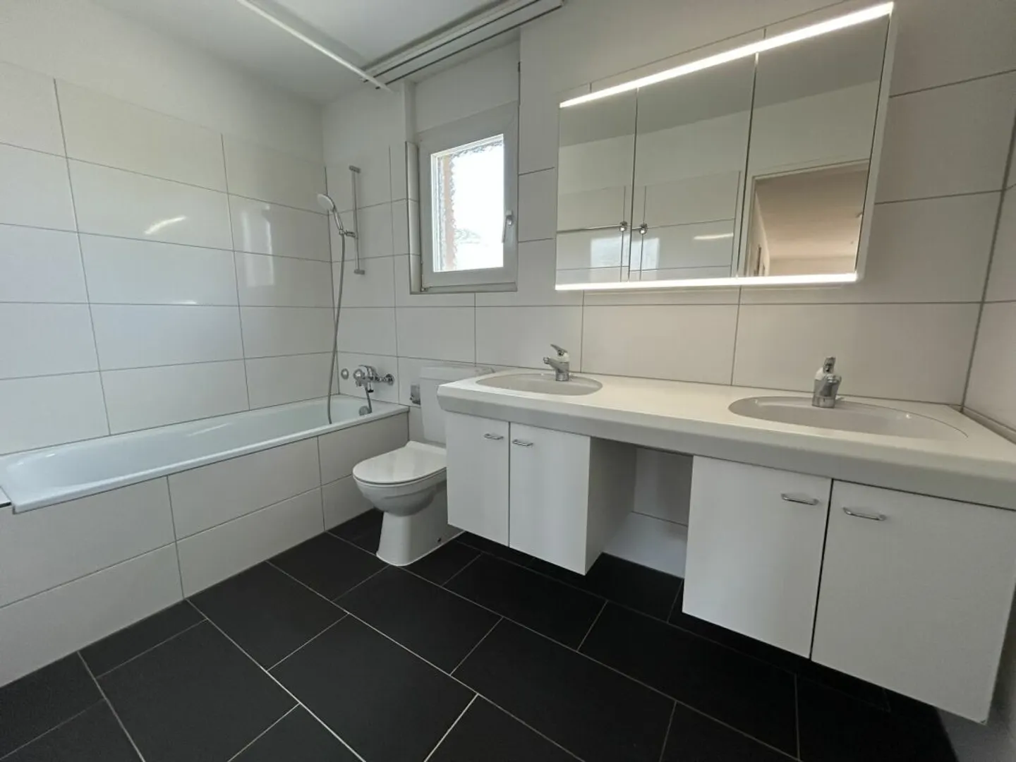 Appartamento Attico Moderno con Terrazza - Foto 4 di 13