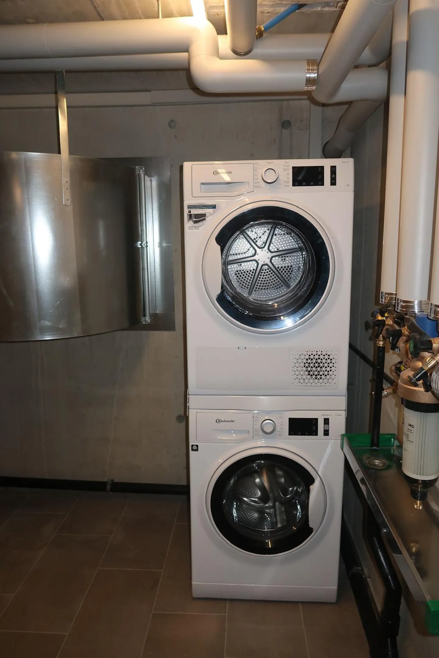 Modern Semi-Detached House in Untereggen - Photo 20 of 21