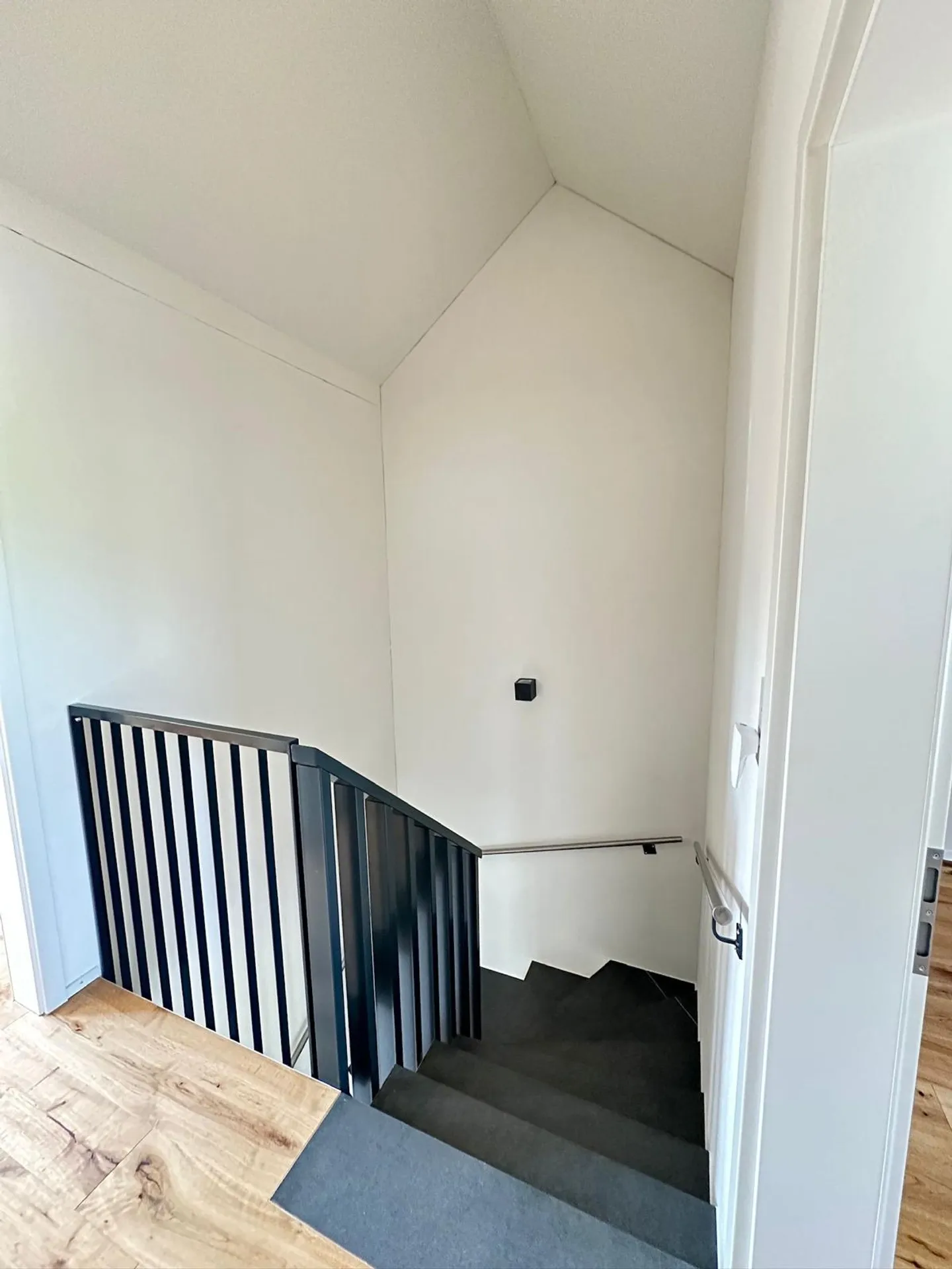 Modern Semi-Detached House in Untereggen - Photo 14 of 21