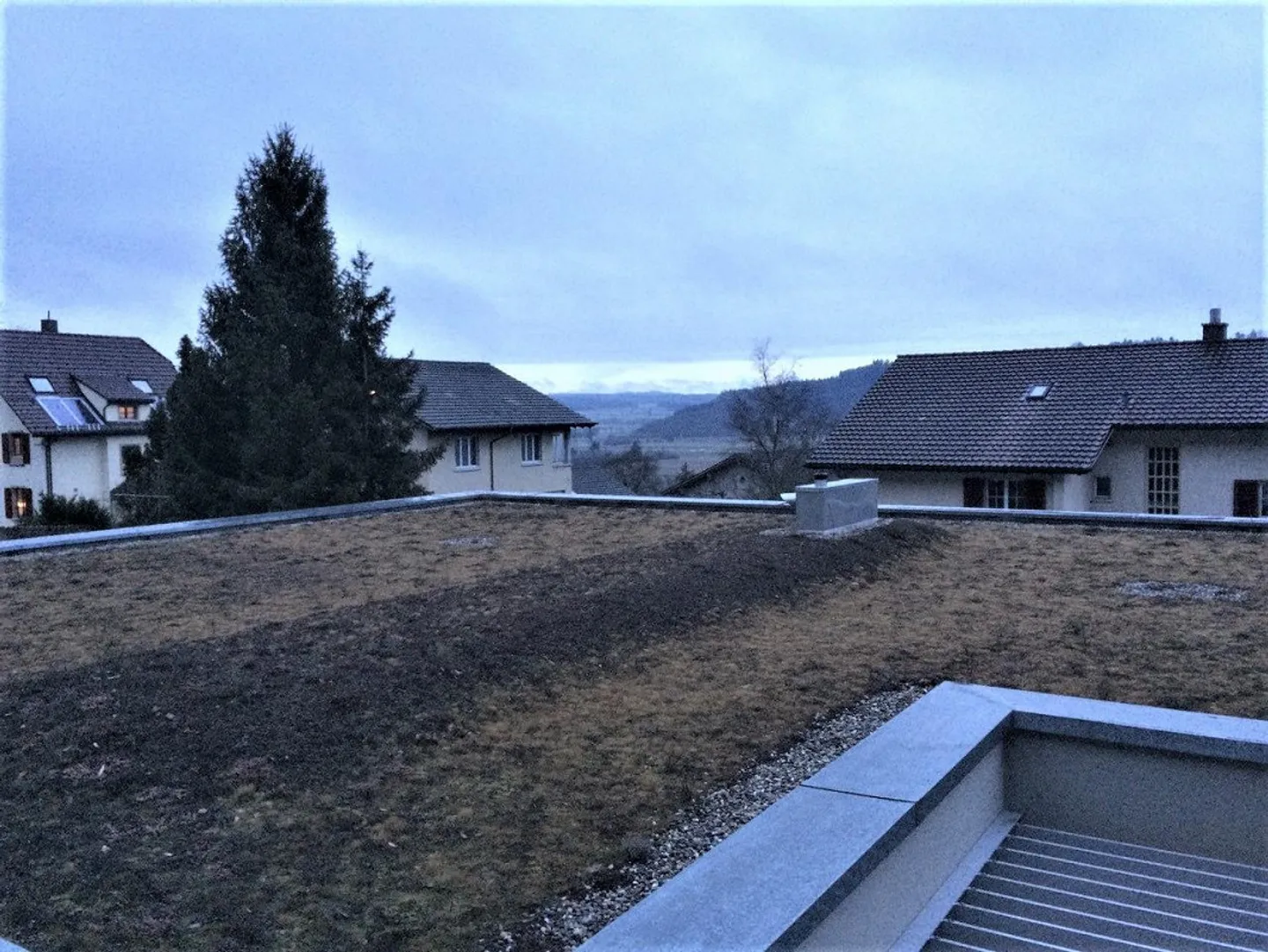 Moderne Wohnung in Pieterlen - Foto 3 von 13