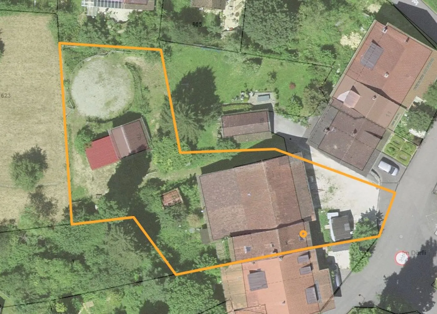 1605 m2 plot with development potential and building reserve in the center of Nusshof - Photo 1 of 12