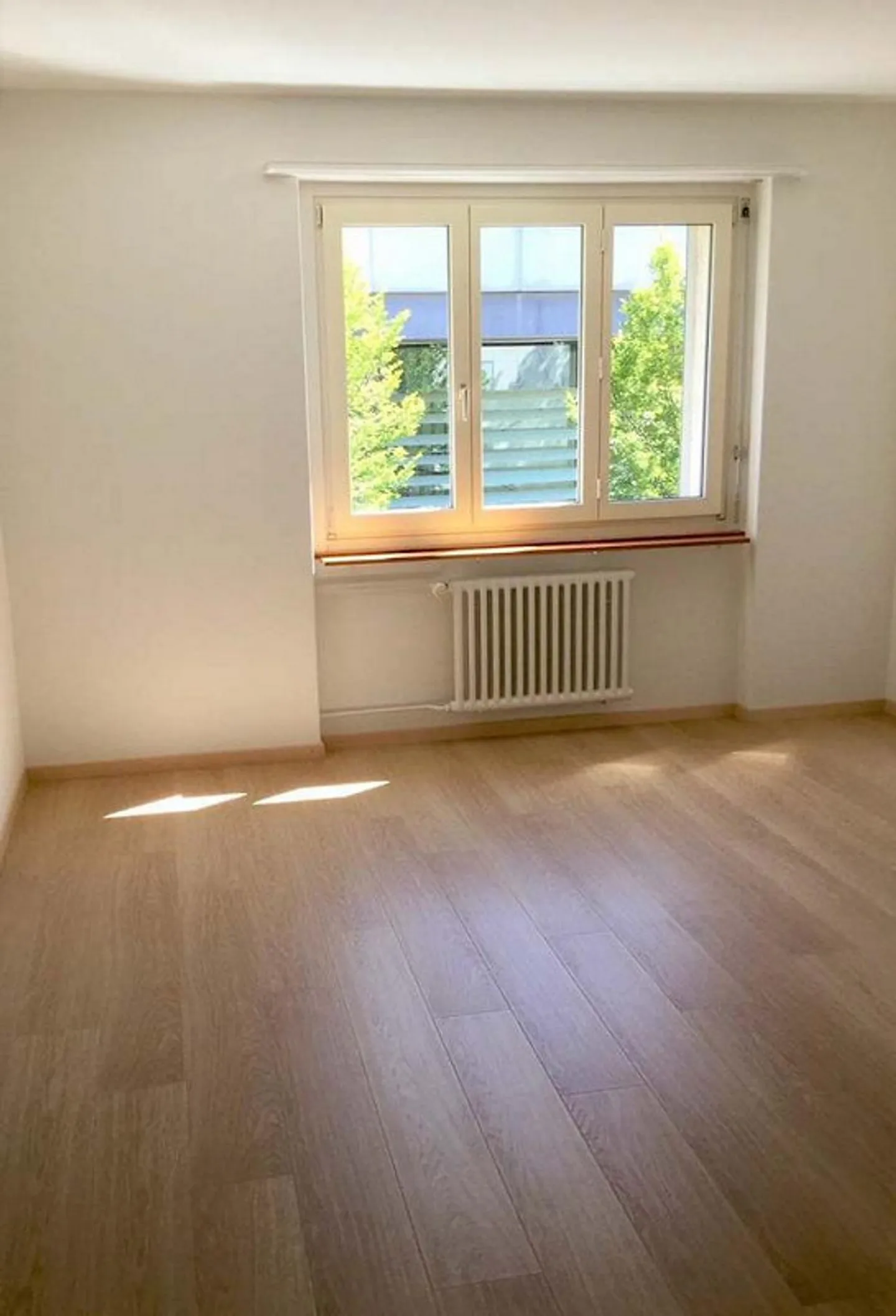 Appartement 3 pièces confortable au 3ème étage dans un emplacement central - Photo 7 sur 8