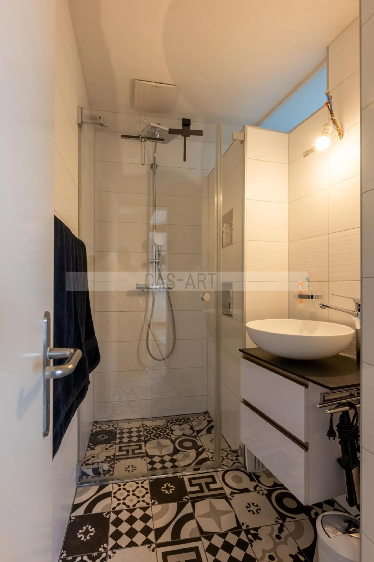 Charming Family Home in Quiet Area - Photo 9 of 18