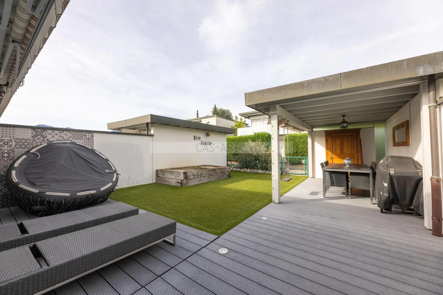 Charming Family Home in Quiet Area - Photo 16 of 18