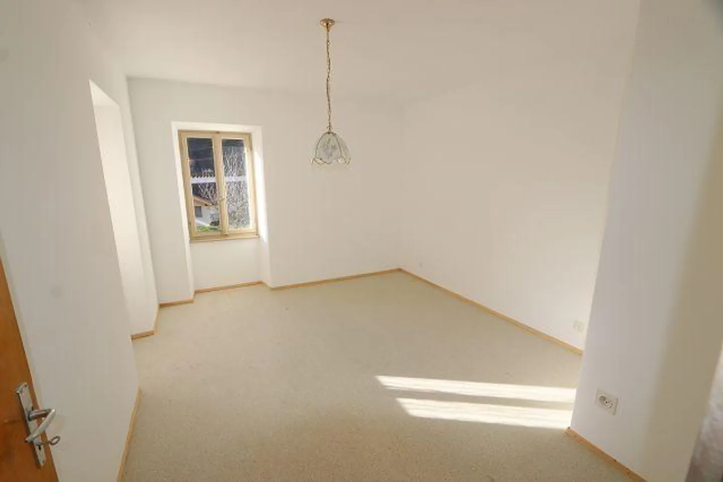 Casa bifamiliare con due appartamenti di 4 locali ristrutturati - Foto 6 di 24