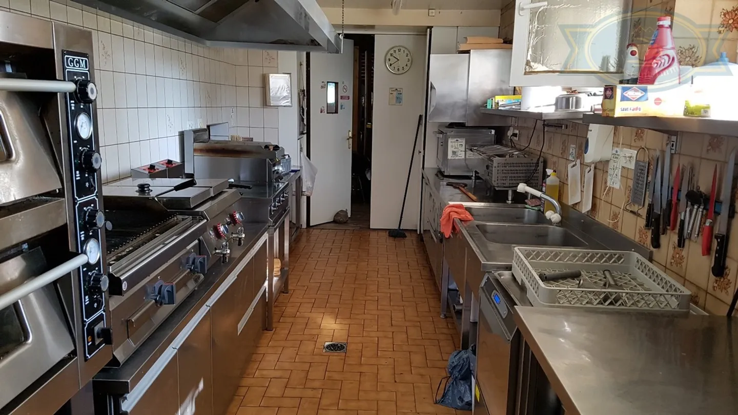 Spazio Commerciale a Porrentruy - Foto 7 di 11