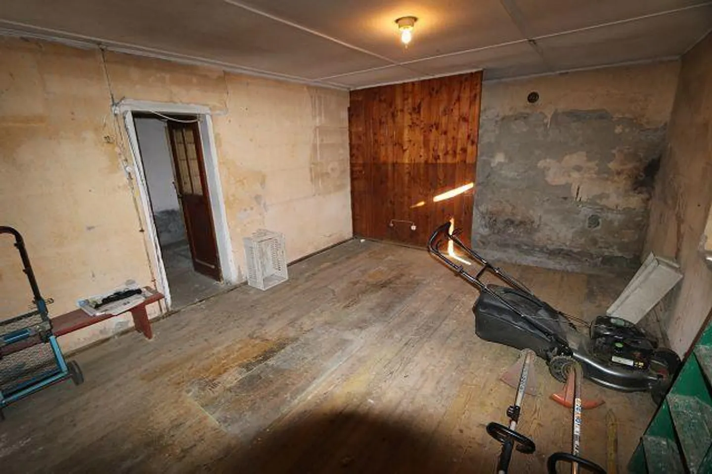 Casa bifamiliare con due appartamenti di 4 locali ristrutturati - Foto 11 di 24
