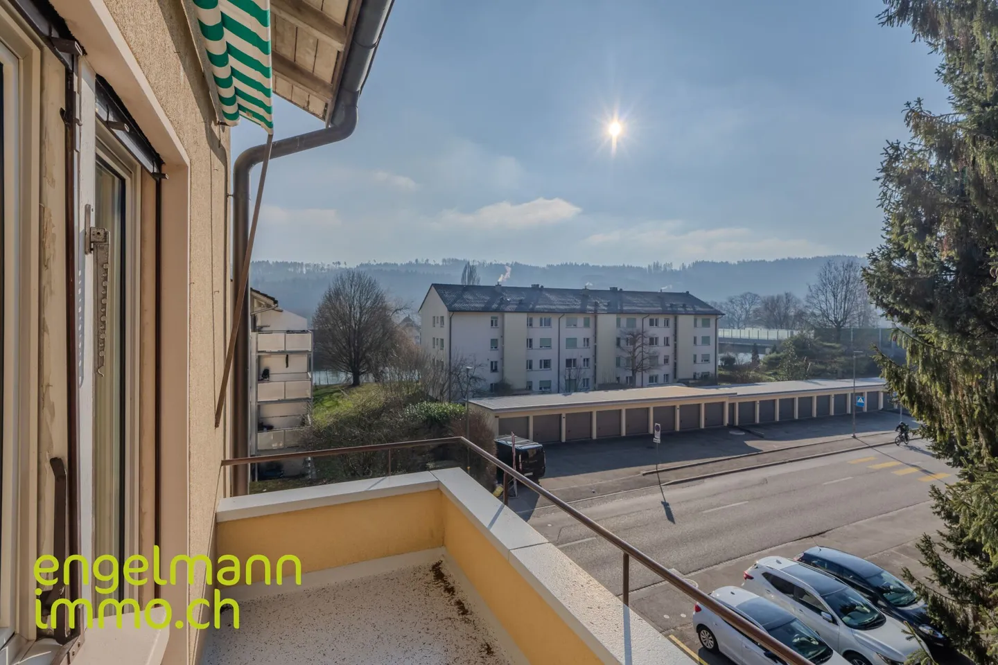 Ampio appartamento di 3.5 locali - Foto 2 di 12