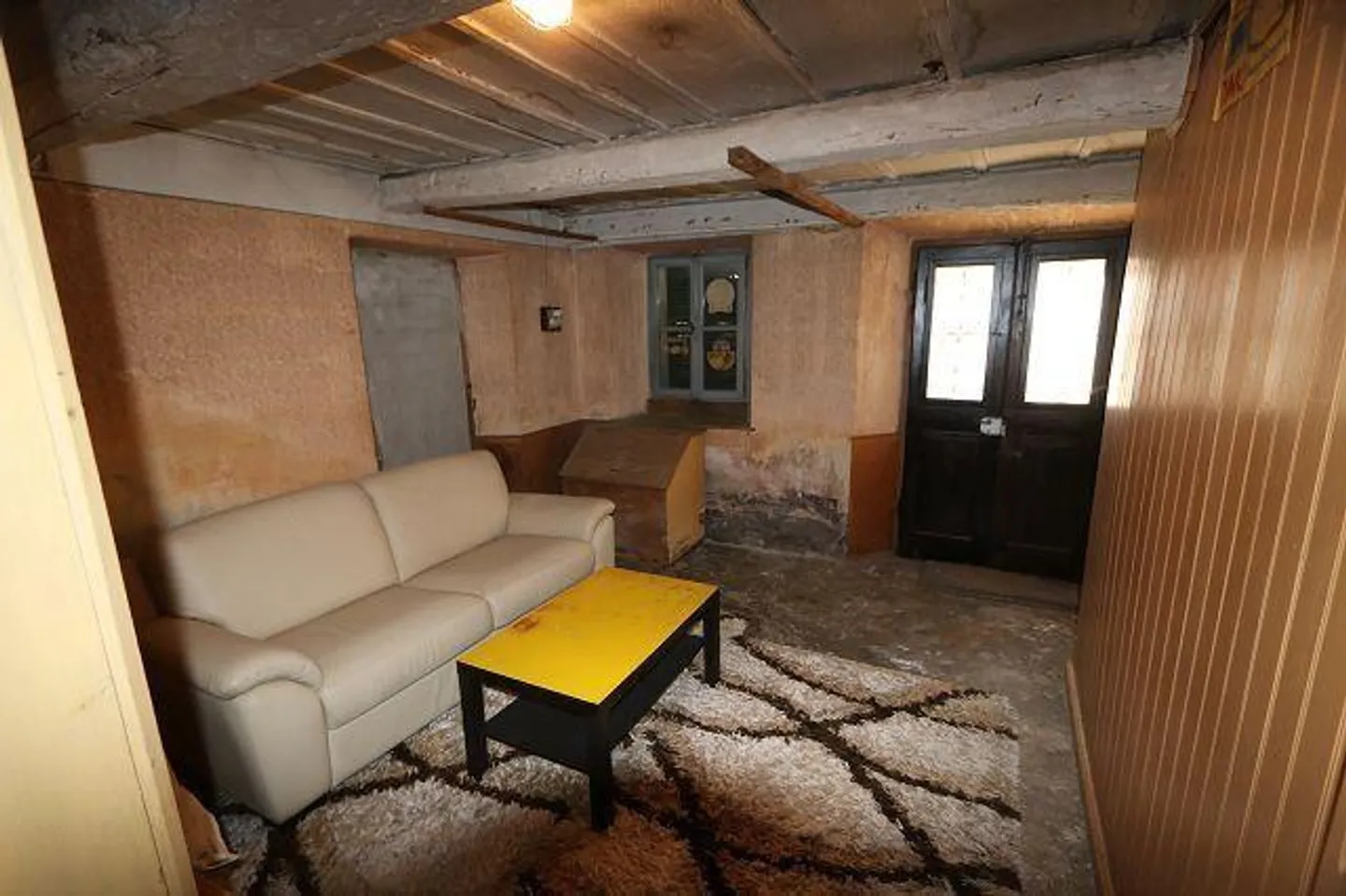 Casa bifamiliare con due appartamenti di 4 locali ristrutturati - Foto 9 di 24