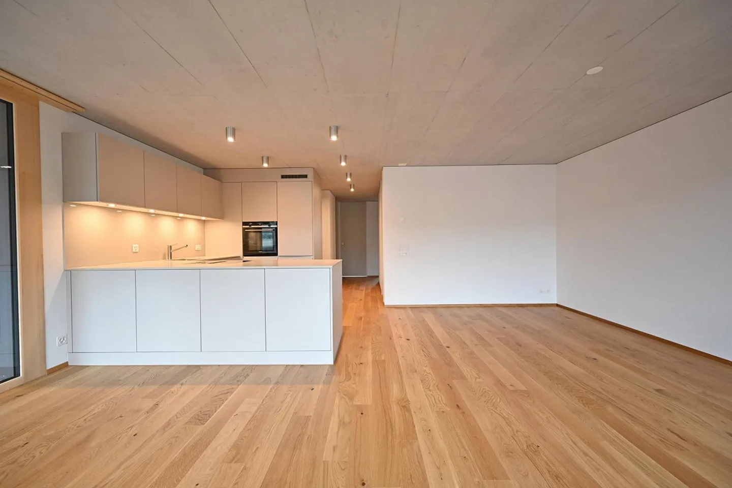 Here begins your new chapter - Photo 4 of 13