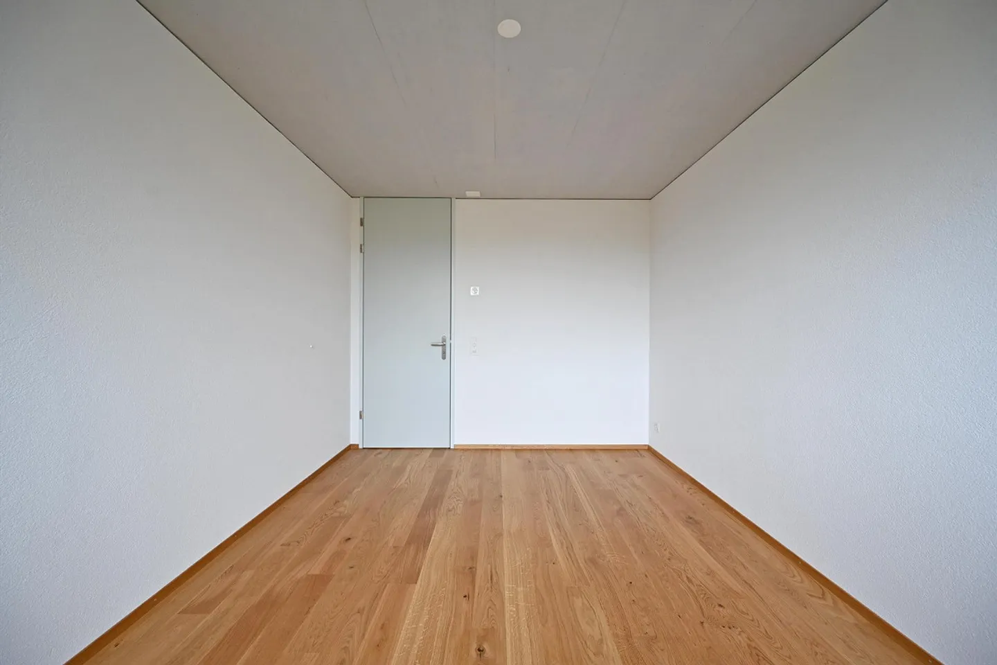 Here begins your new chapter - Photo 6 of 13