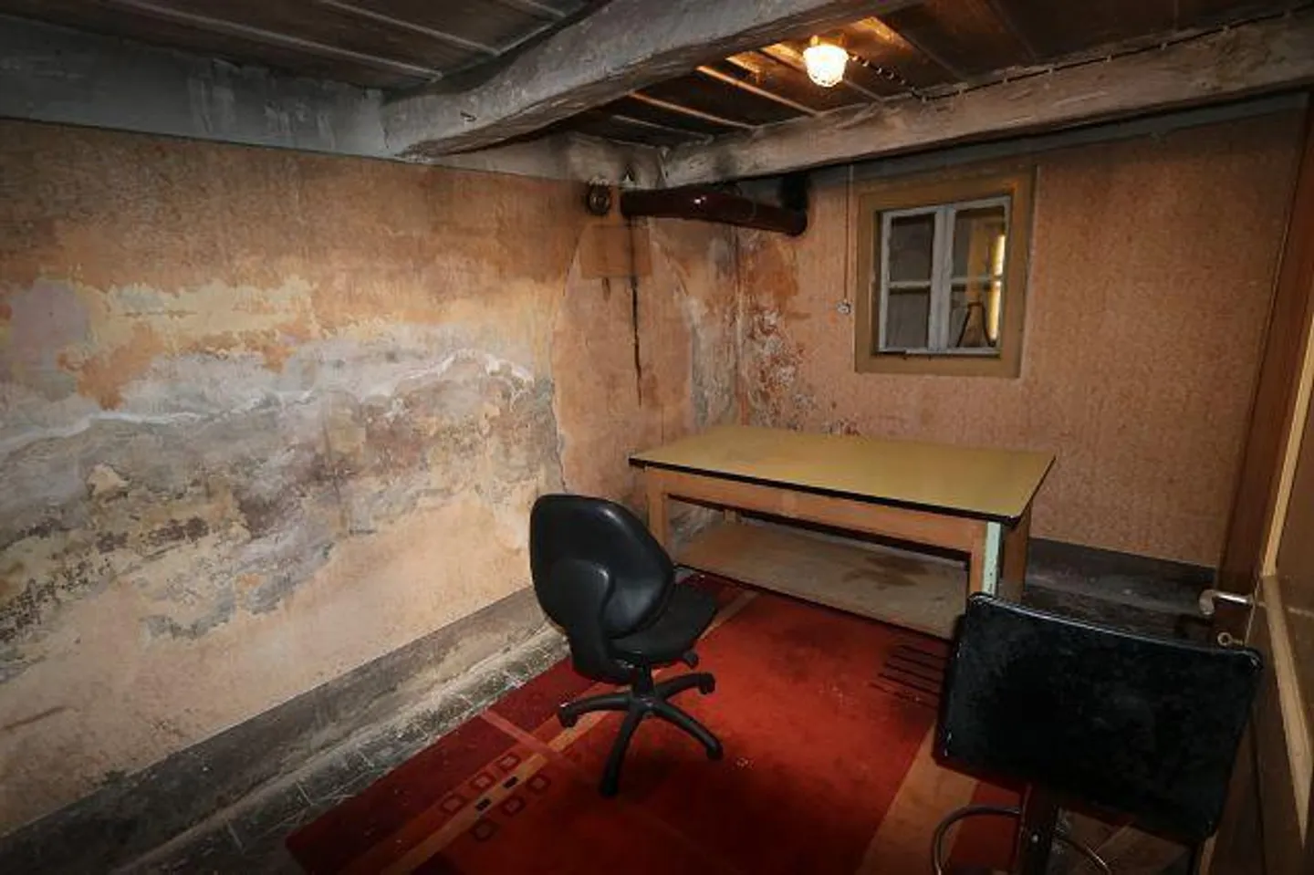 Casa bifamiliare con due appartamenti di 4 locali ristrutturati - Foto 13 di 24
