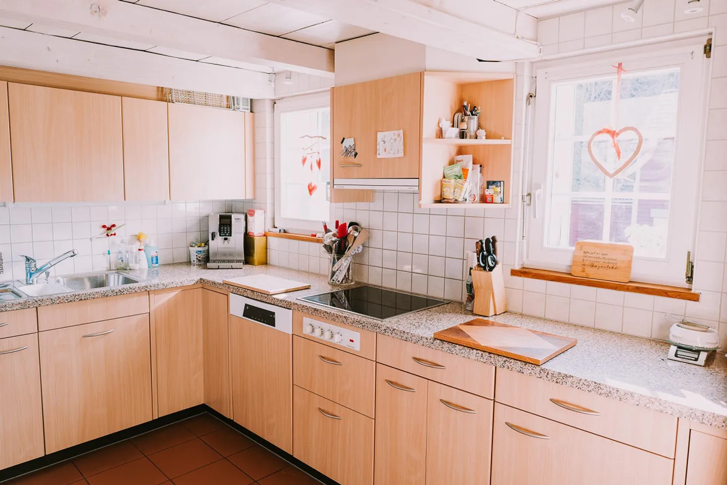Farmhouse, completely renovated in 1994 - Photo 3 of 18