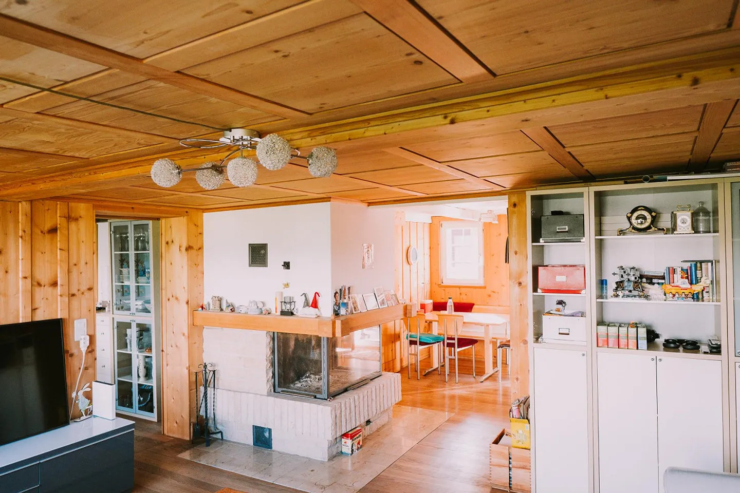 Farmhouse, completely renovated in 1994 - Photo 5 of 18